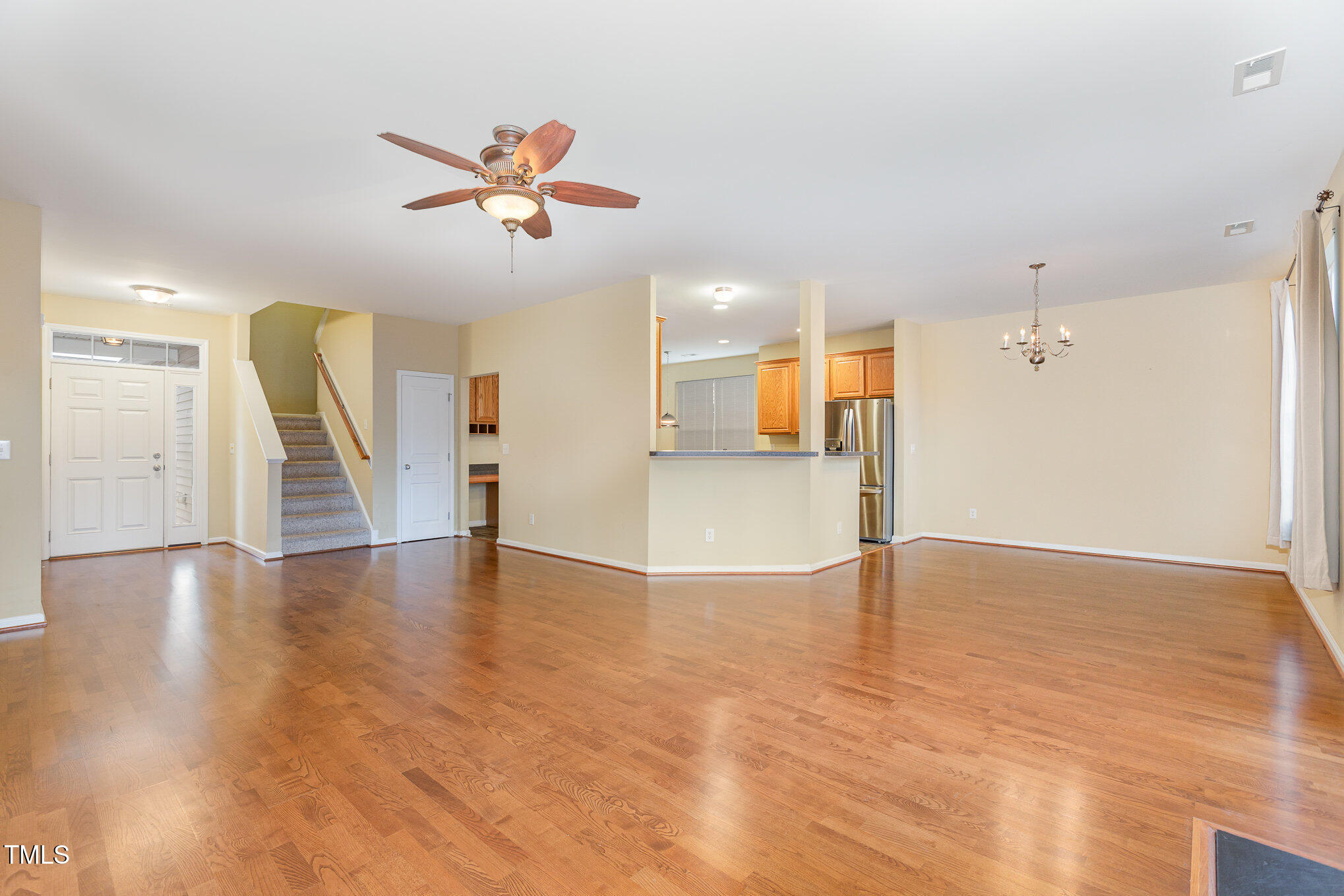 2204 Regent Court