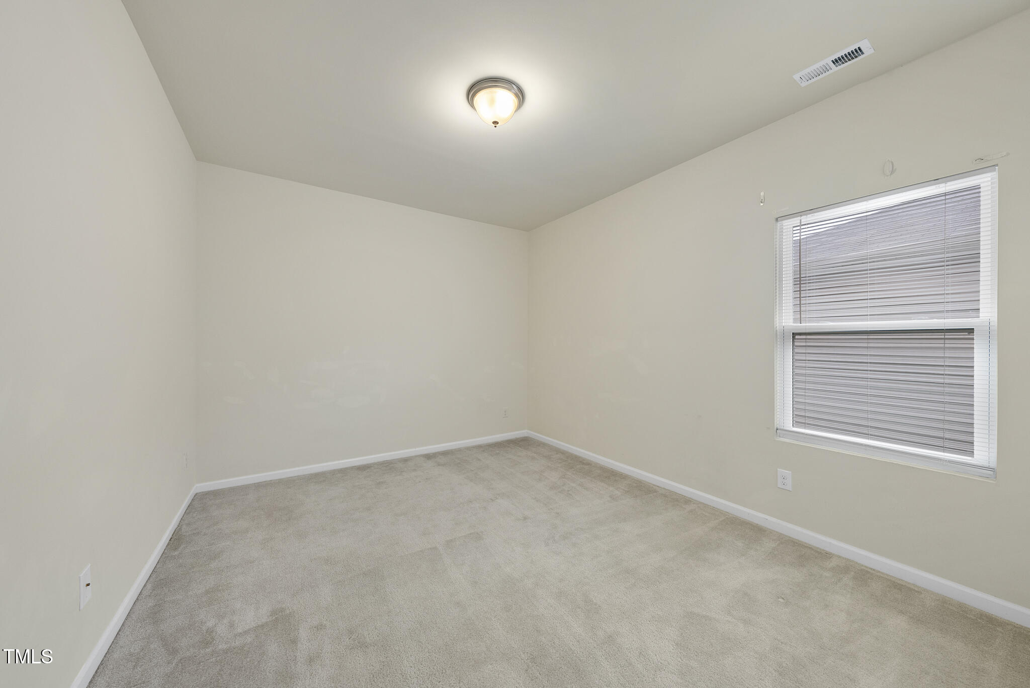 Durham, North Carolina 27703, United States, 5 Bedrooms Bedrooms, ,3 BathroomsBathrooms,Residential,Active,191663