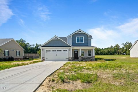 A home in La Grange