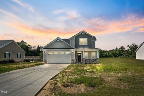 A home in La Grange