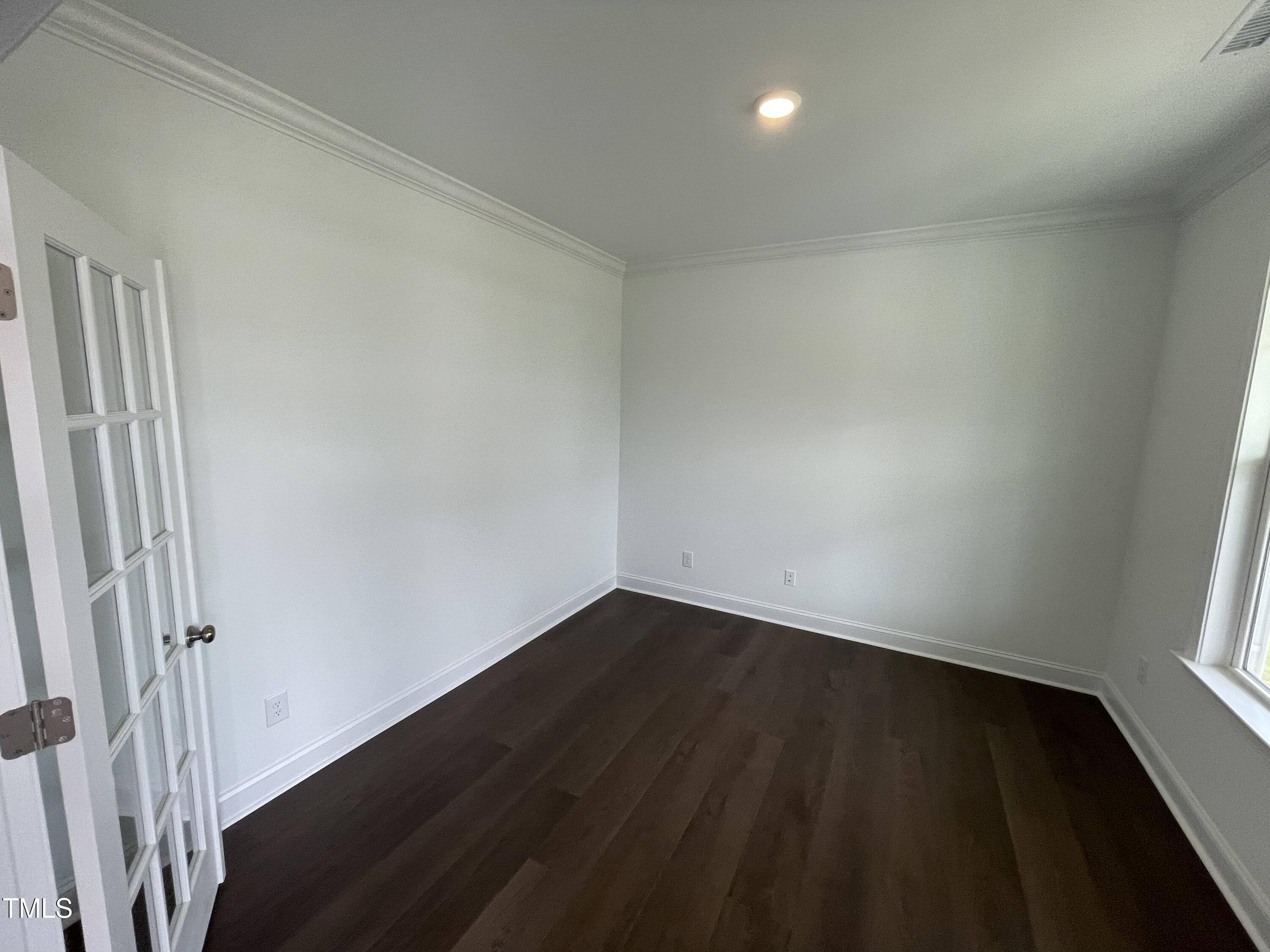 1528 Goldfinch Perch Lane