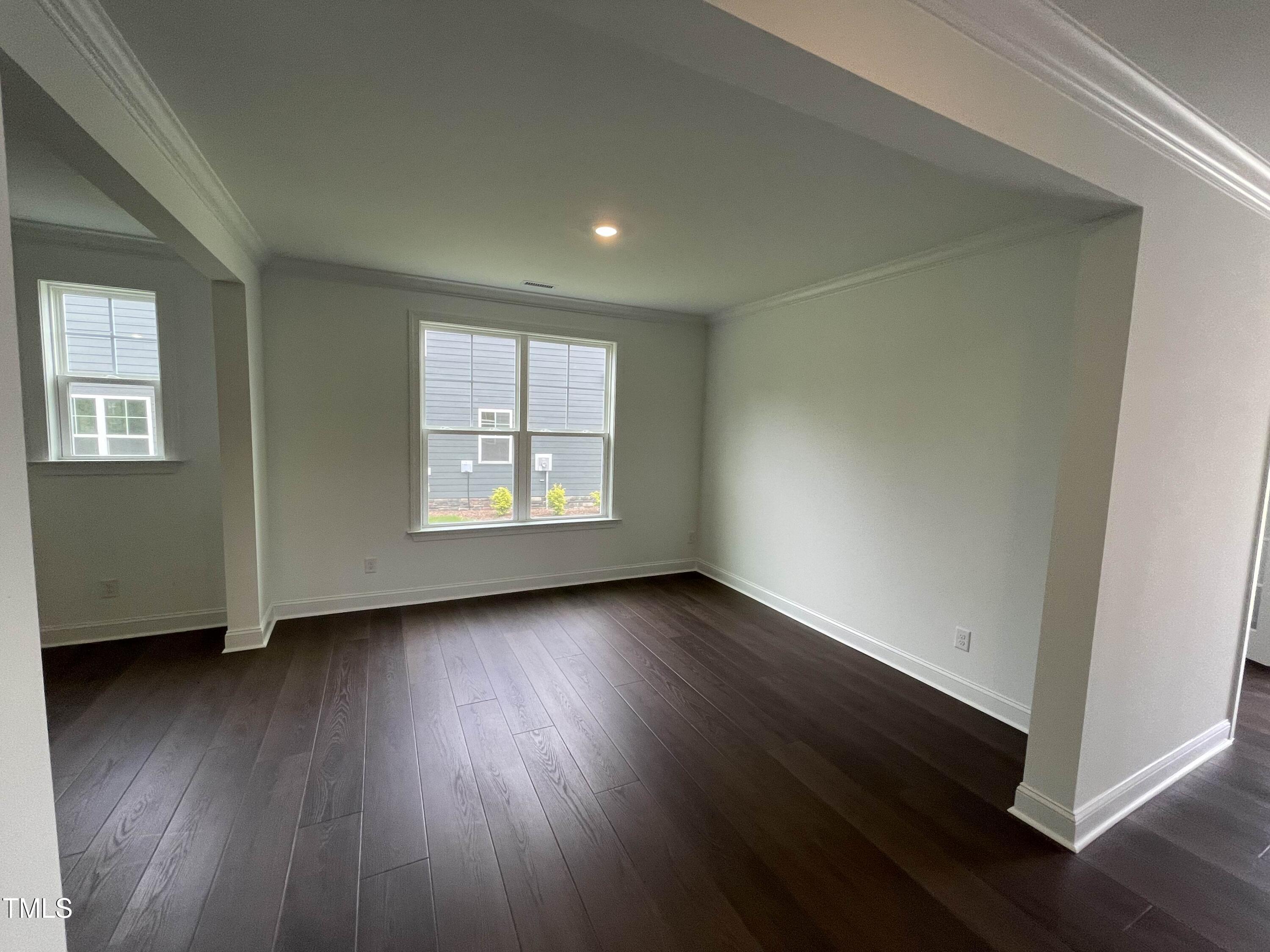 1528 Goldfinch Perch Lane