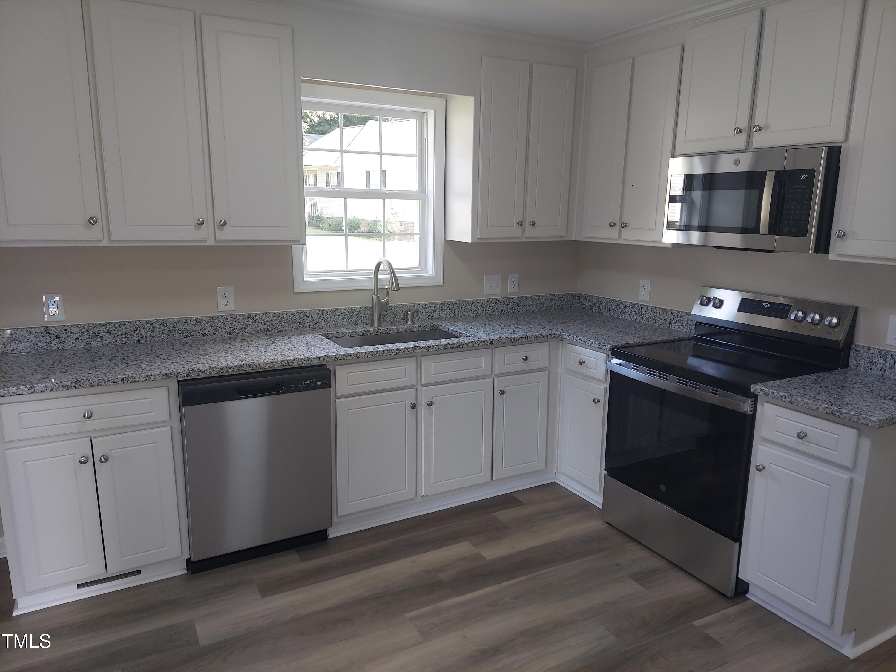 1436 Smokey Mountain Drive