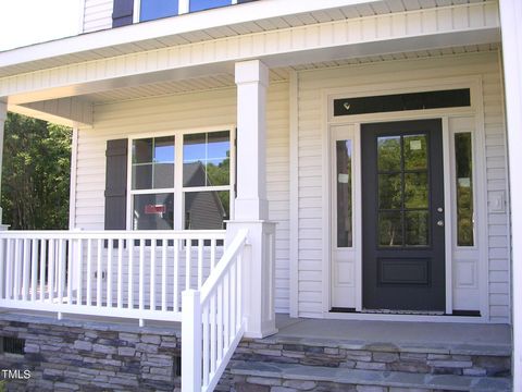 Single Family Residence in Four Oaks NC 268 Hampshire Court 1.jpg