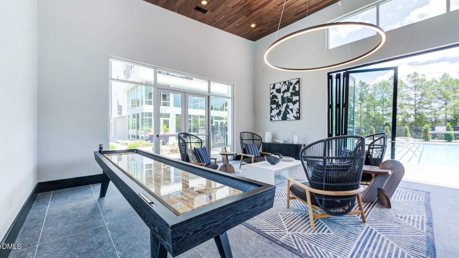 Chapel Hill, North Carolina 27517, United States, 1 Bedroom Bedrooms, ,1 BathroomBathrooms,Residential,Active,192594