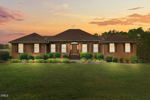 6464 Bonlee Bennett Road Bear Creek NC 27207