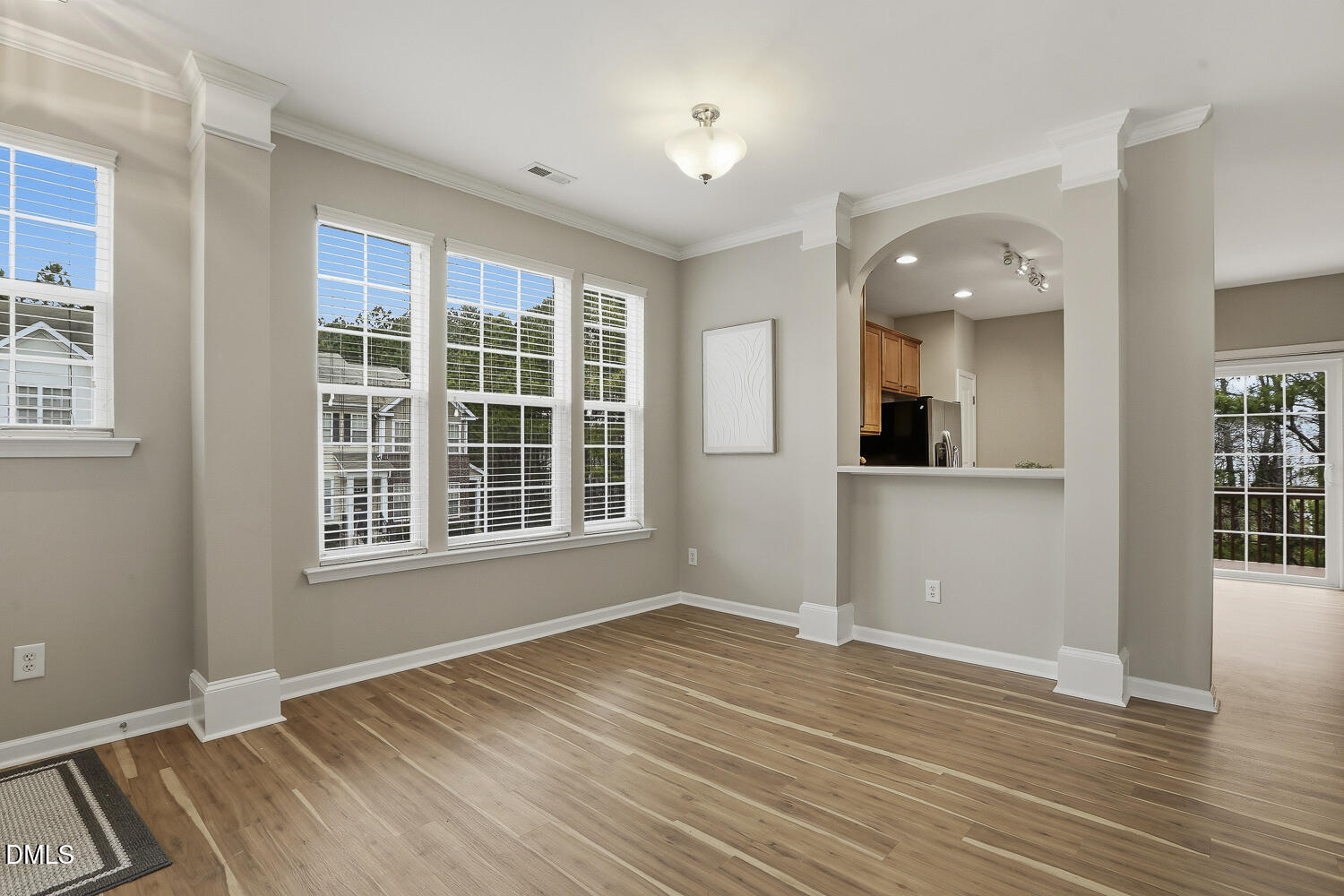 7612 Canvas Art Terrace