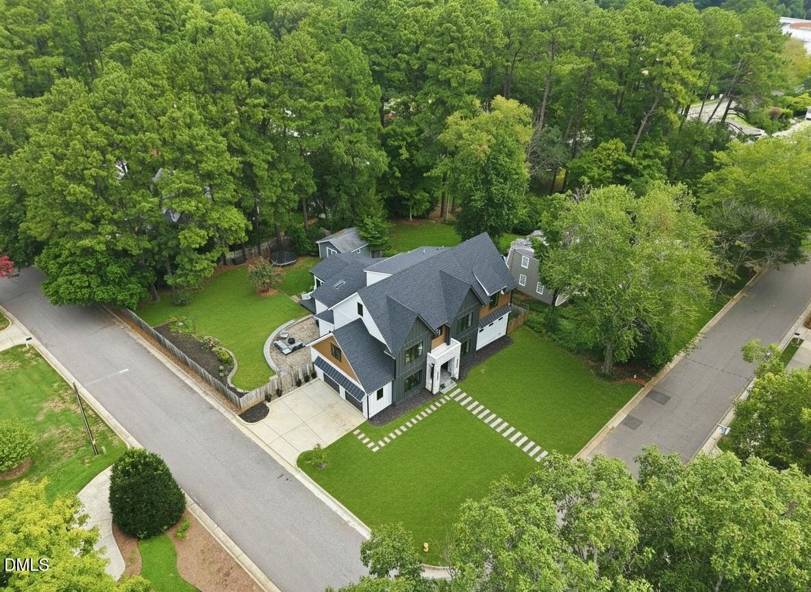 814 Tyrrell Road