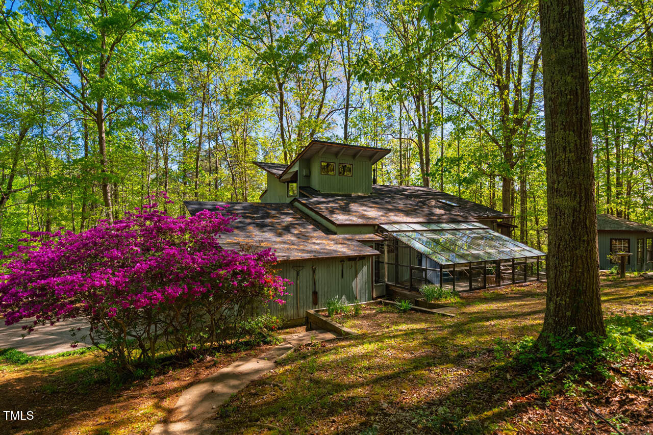 3719 W Cornwallis Road