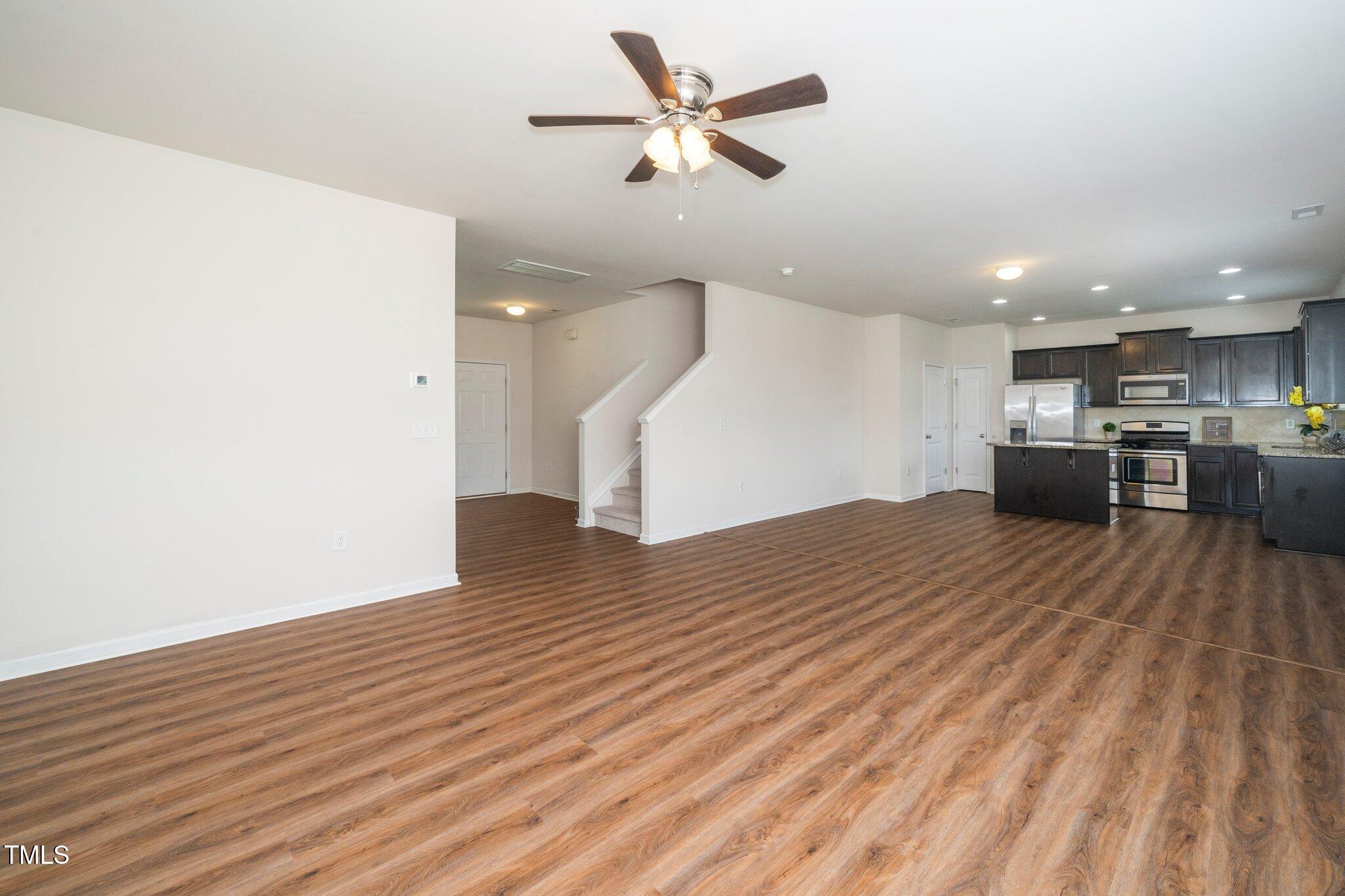 2522 Dalmahoy Lane
