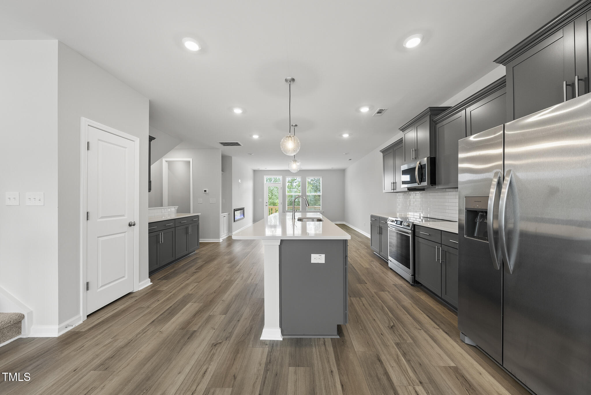 307 Chesapeake Commons Street 100