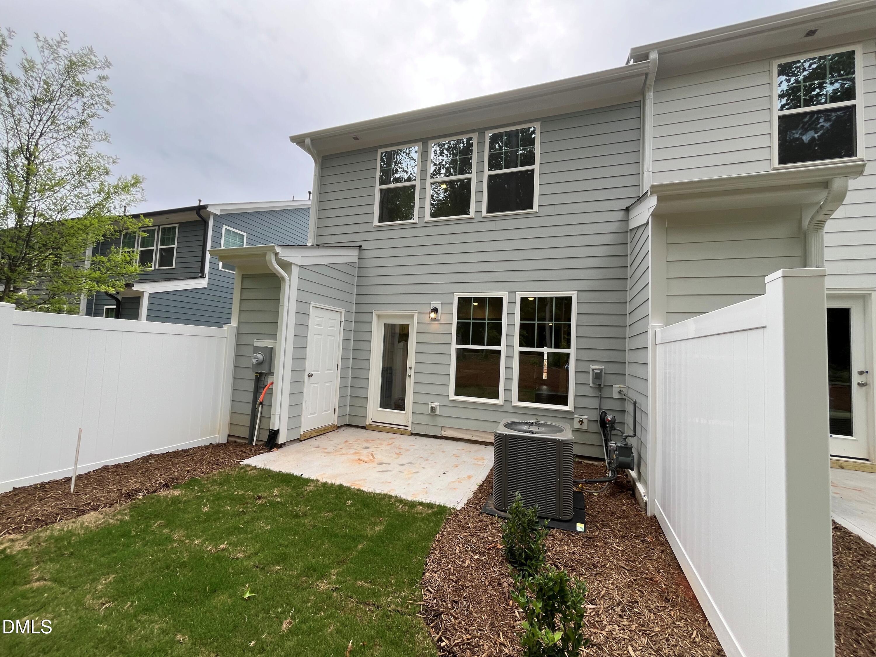 1318 Hammond Drive