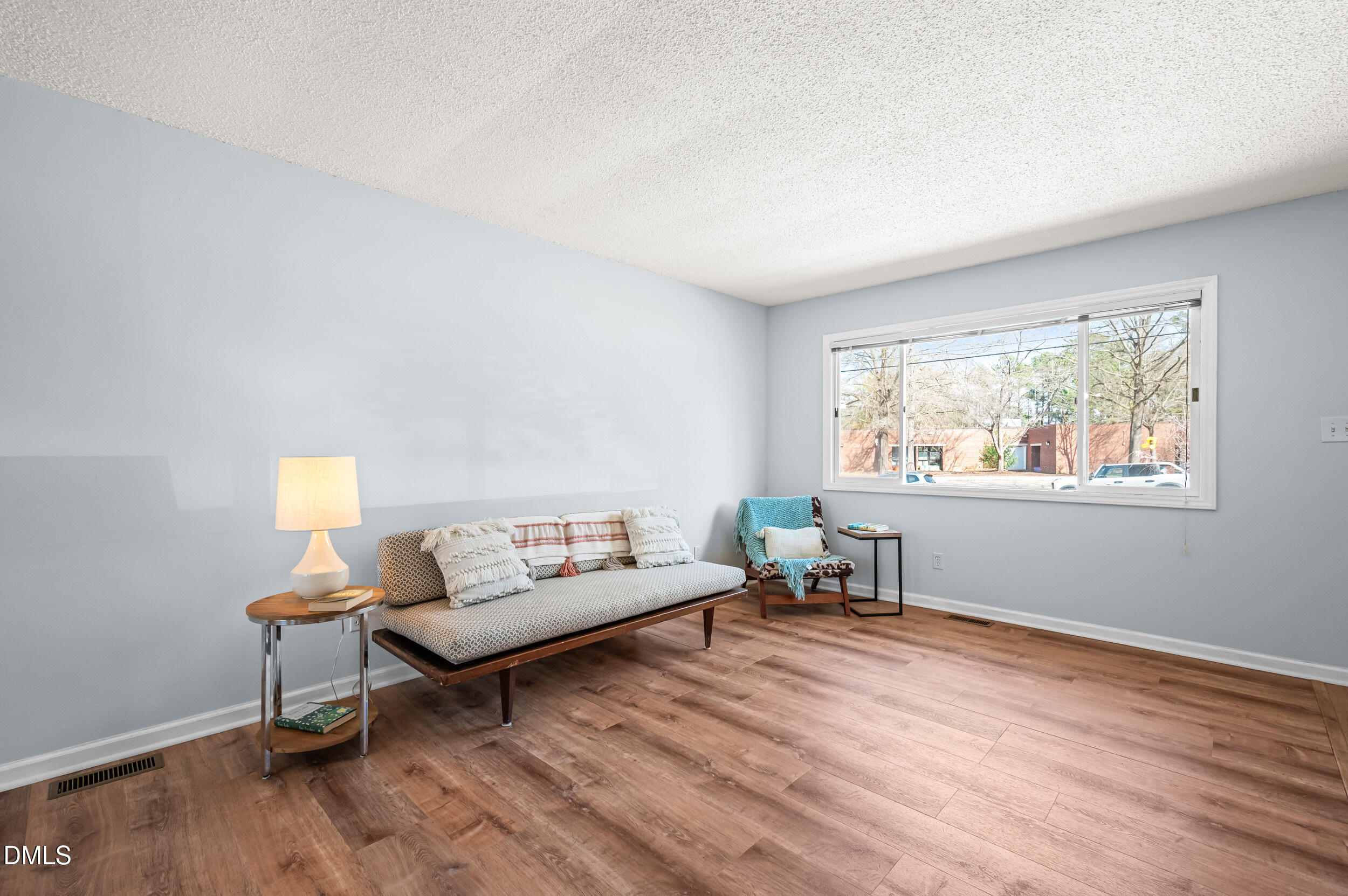 1129 Marlborough Road