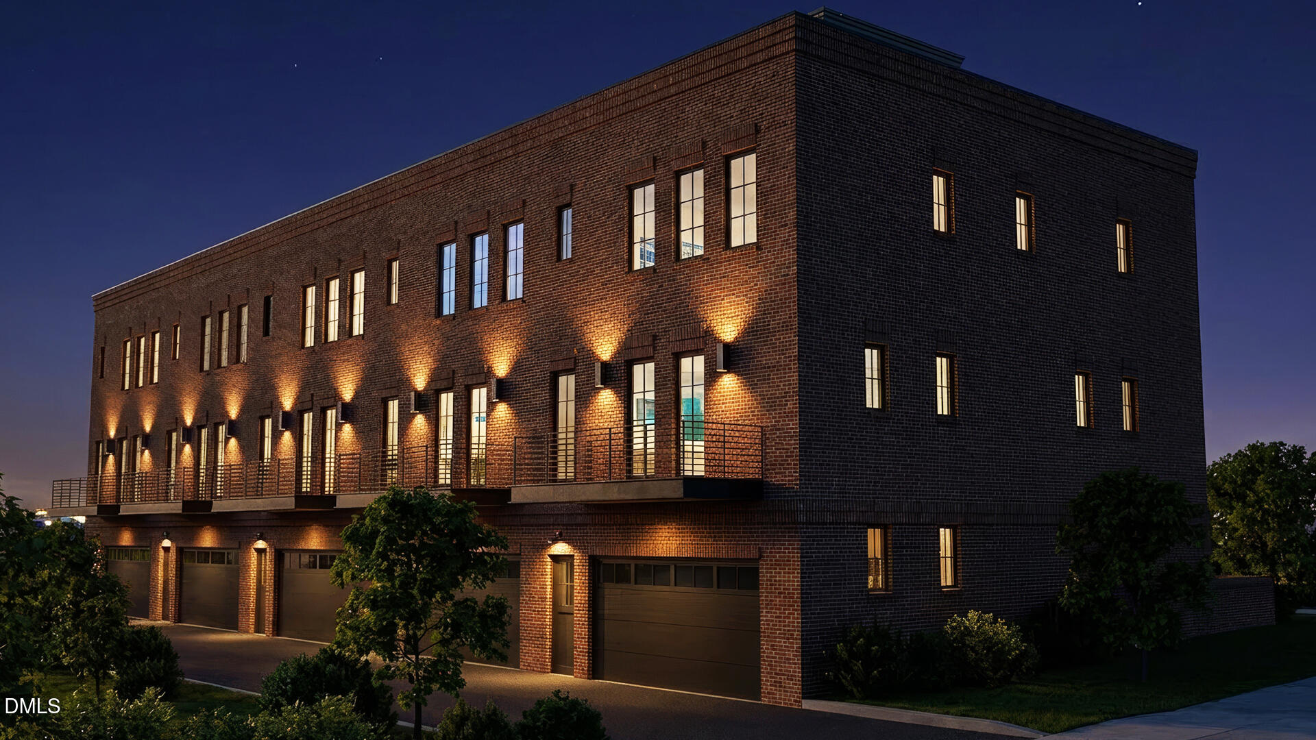 1713 W Club Boulevard