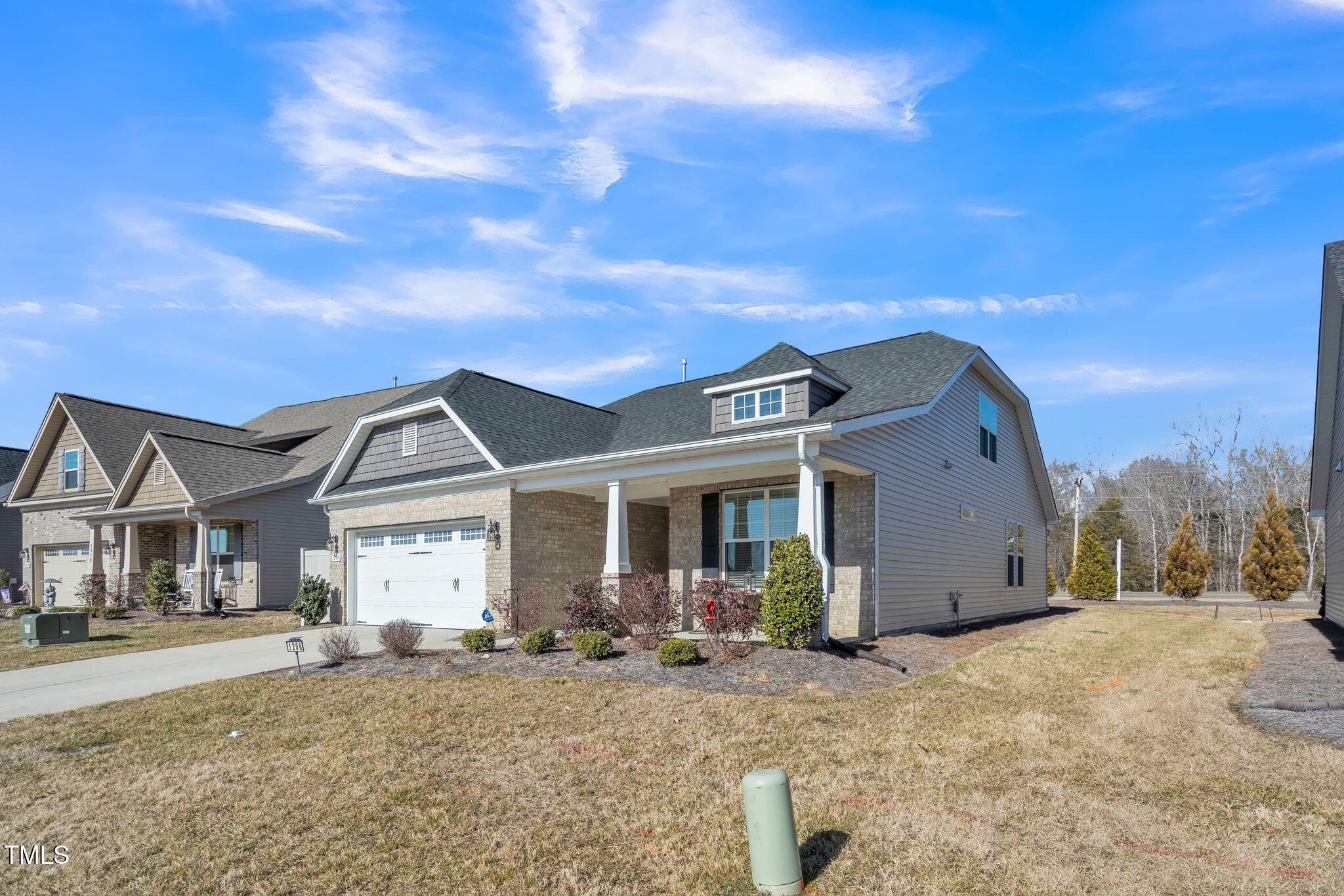 1206 Newton Dr Drive