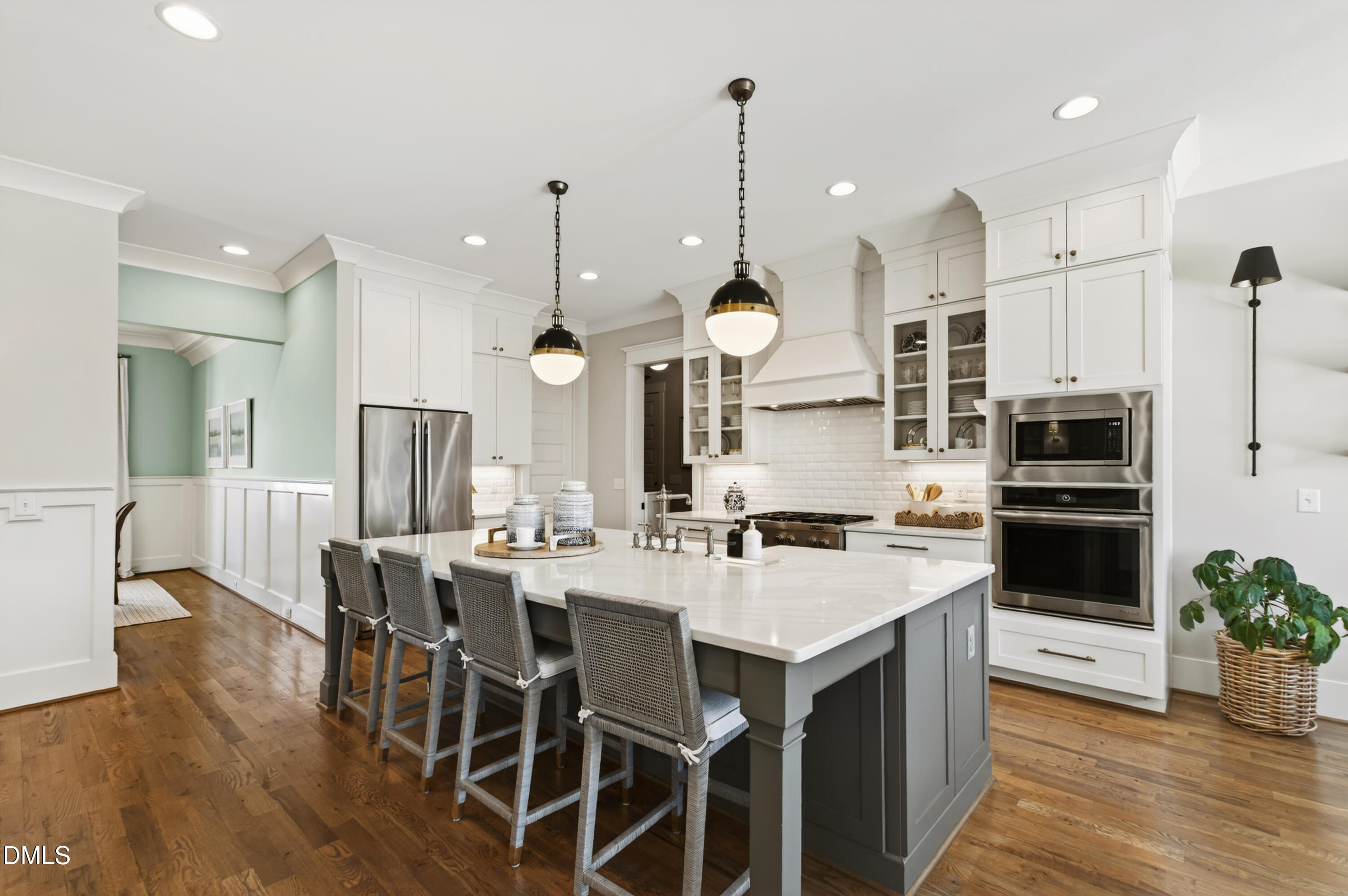 1820 Center Ridge Drive