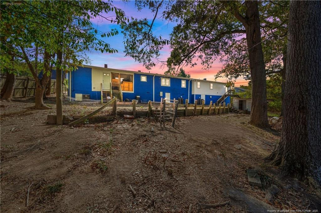 3530 Riverside Drive