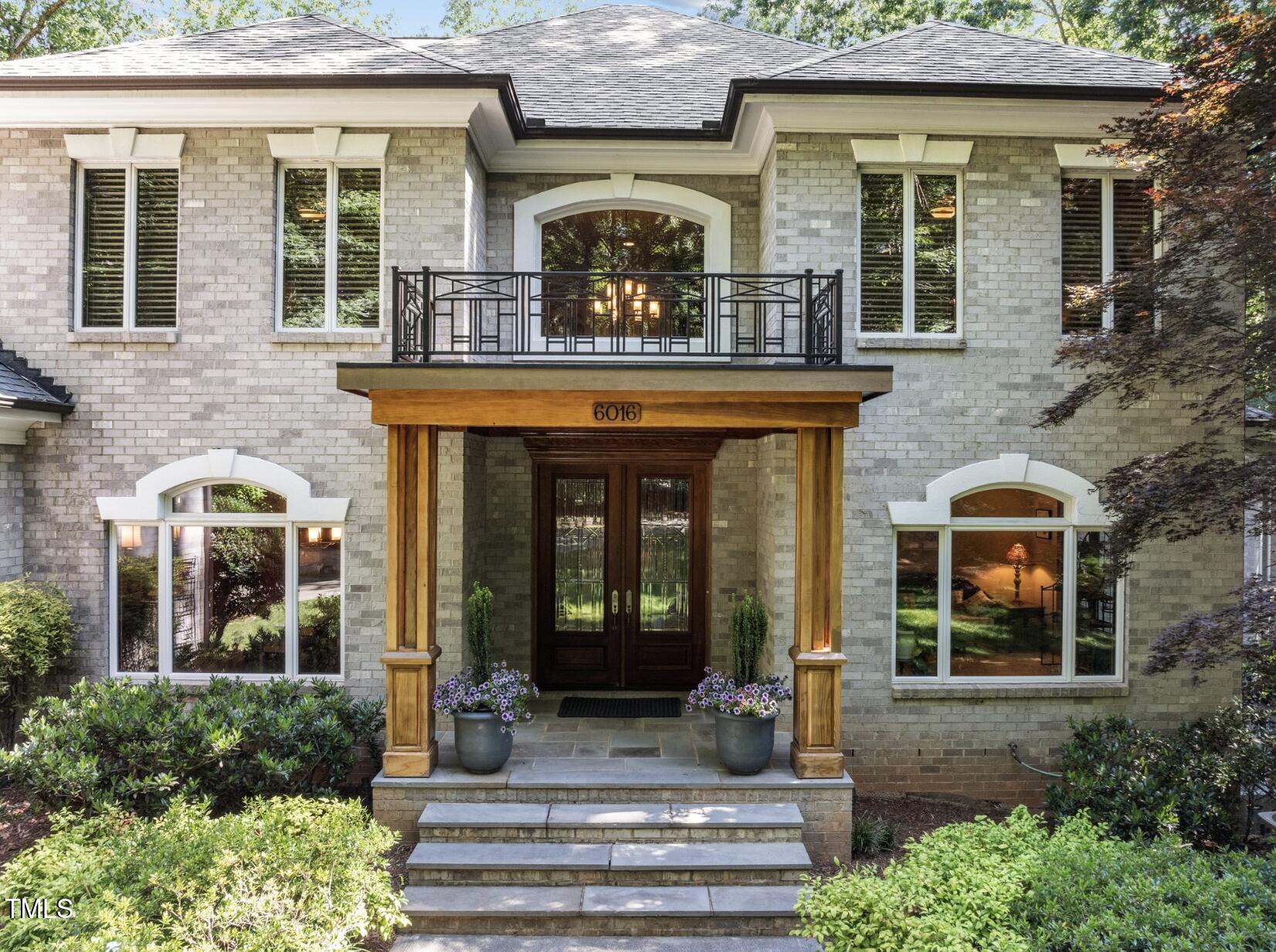 6016 Glenthorne Drive