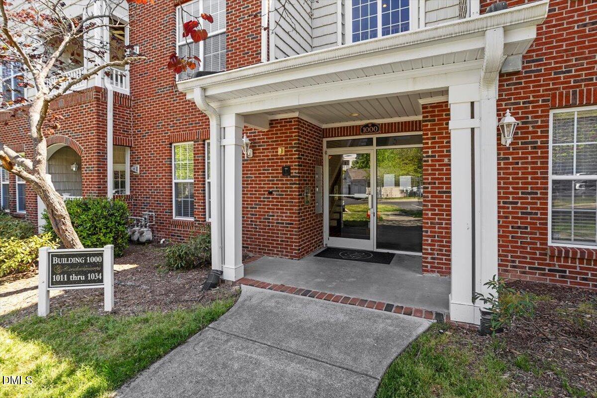 1011 Arborgate Circle