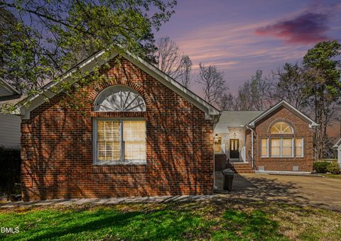 106 Stokesay Court Cary NC 27513