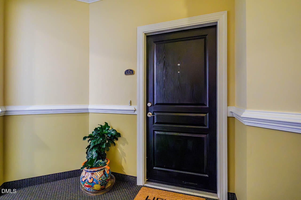 1221 Arborgate Circle