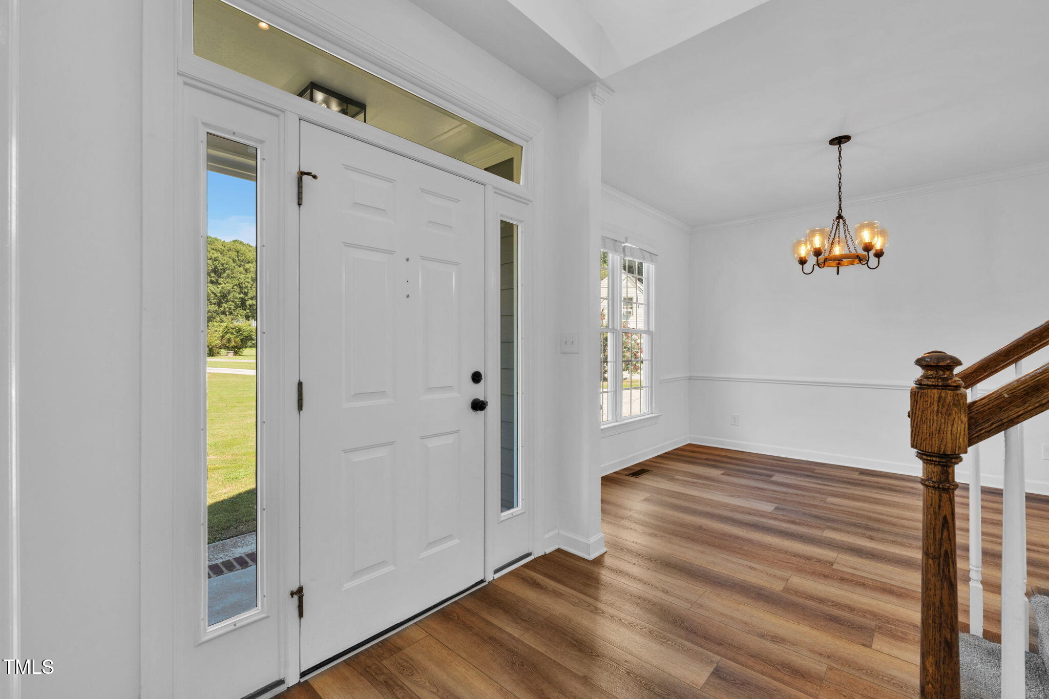 1129 Poplar Creek Trail