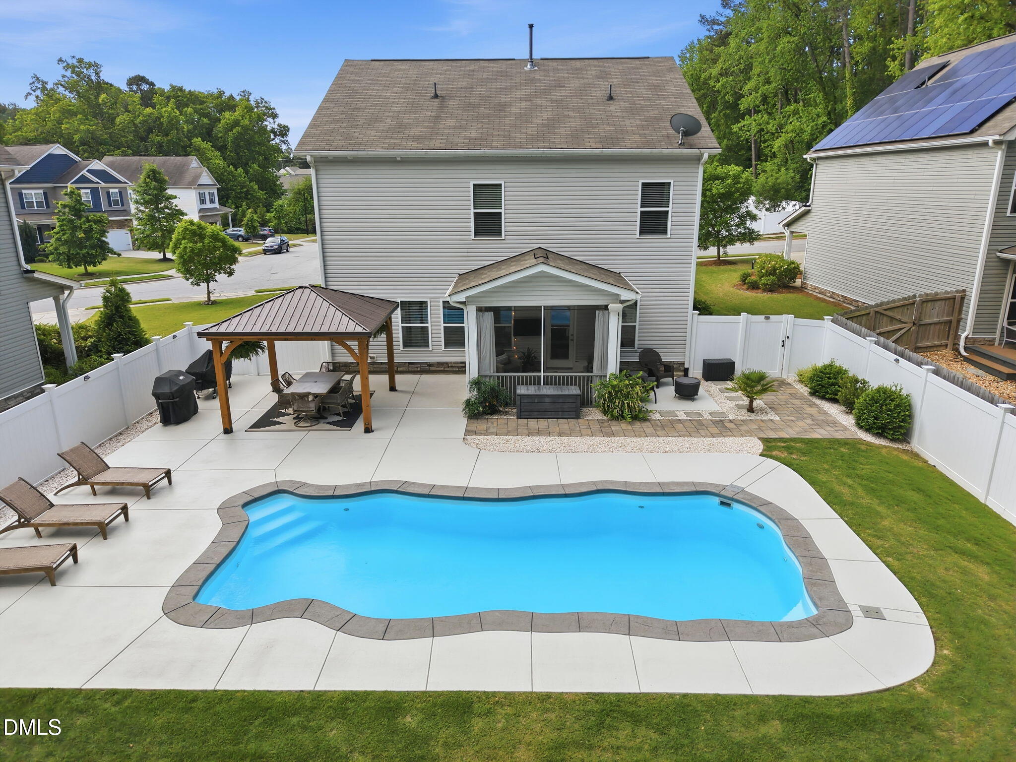 1244 Curtiss Drive