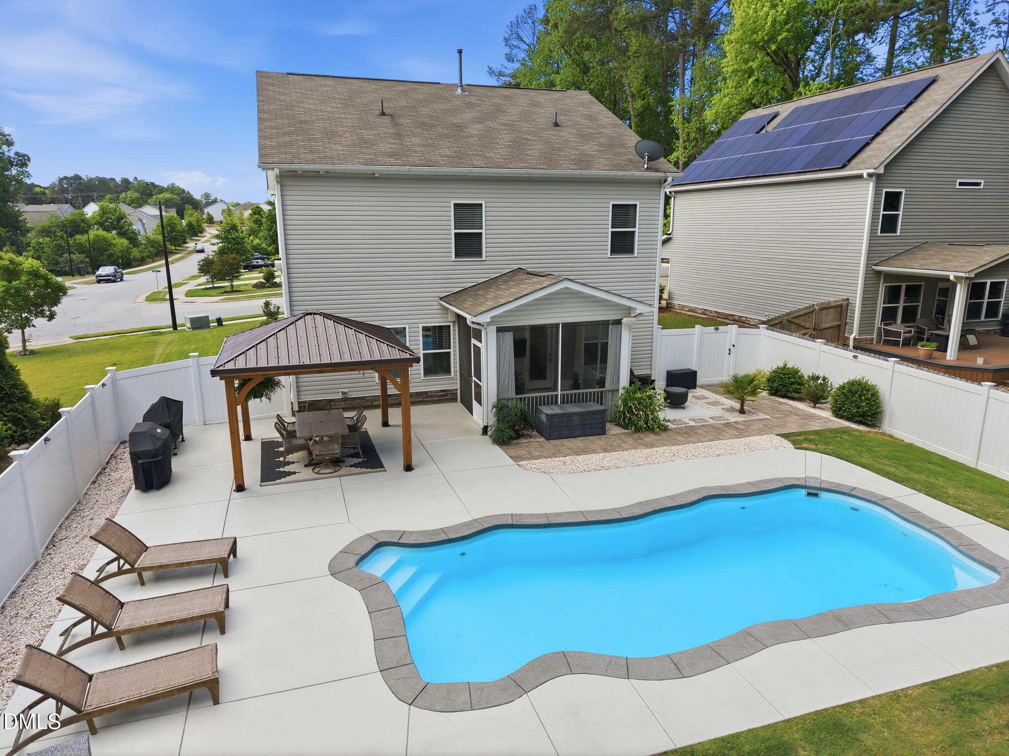 1244 Curtiss Drive