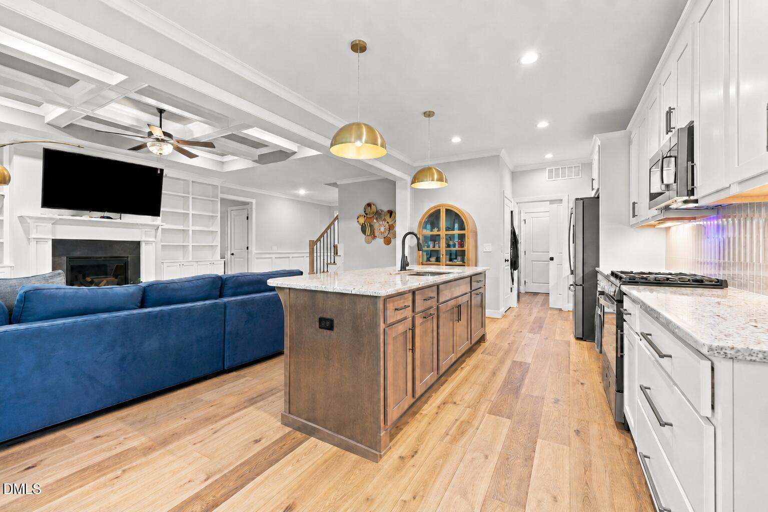 35 Deacon Ridge Lane