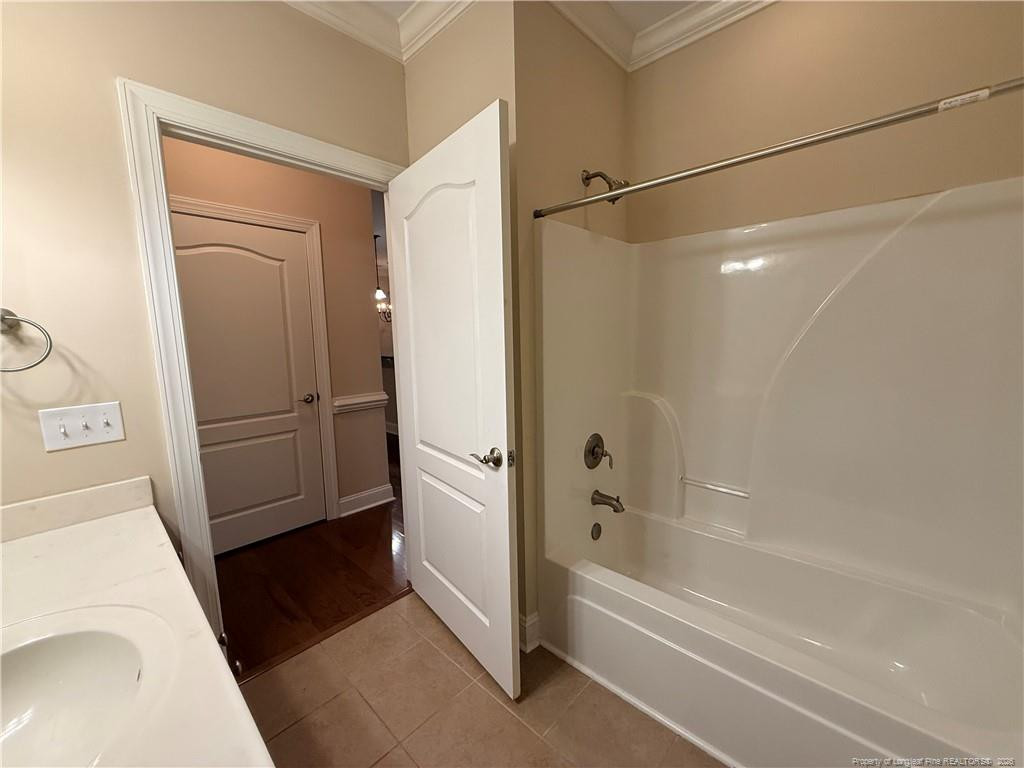 185 Gallery Drive 204