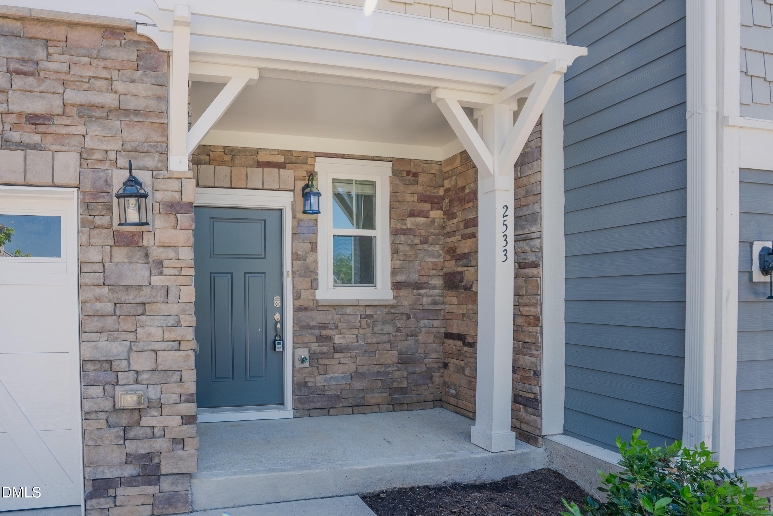 2533 Sunnybranch Lane