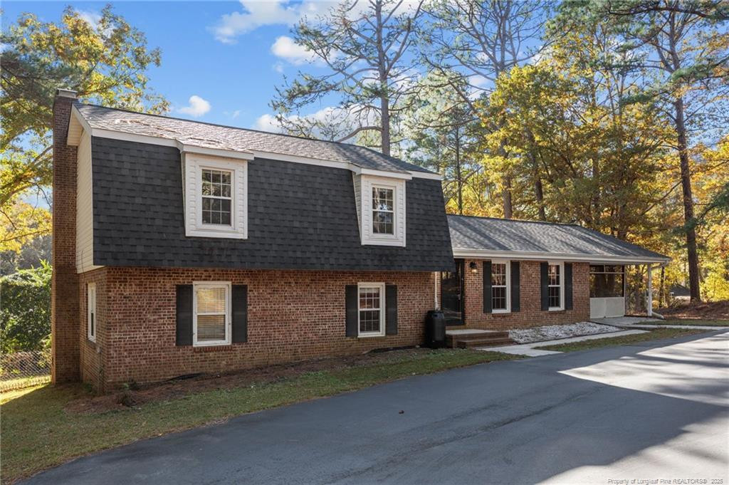 1102 N Glenwood Trail