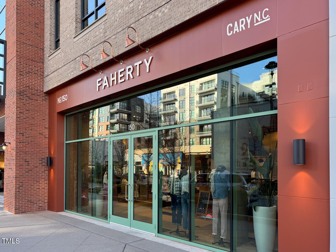 Cary, North Carolina 27513, United States, 5 Bedrooms Bedrooms, ,5 BathroomsBathrooms,Residential,Active,80628