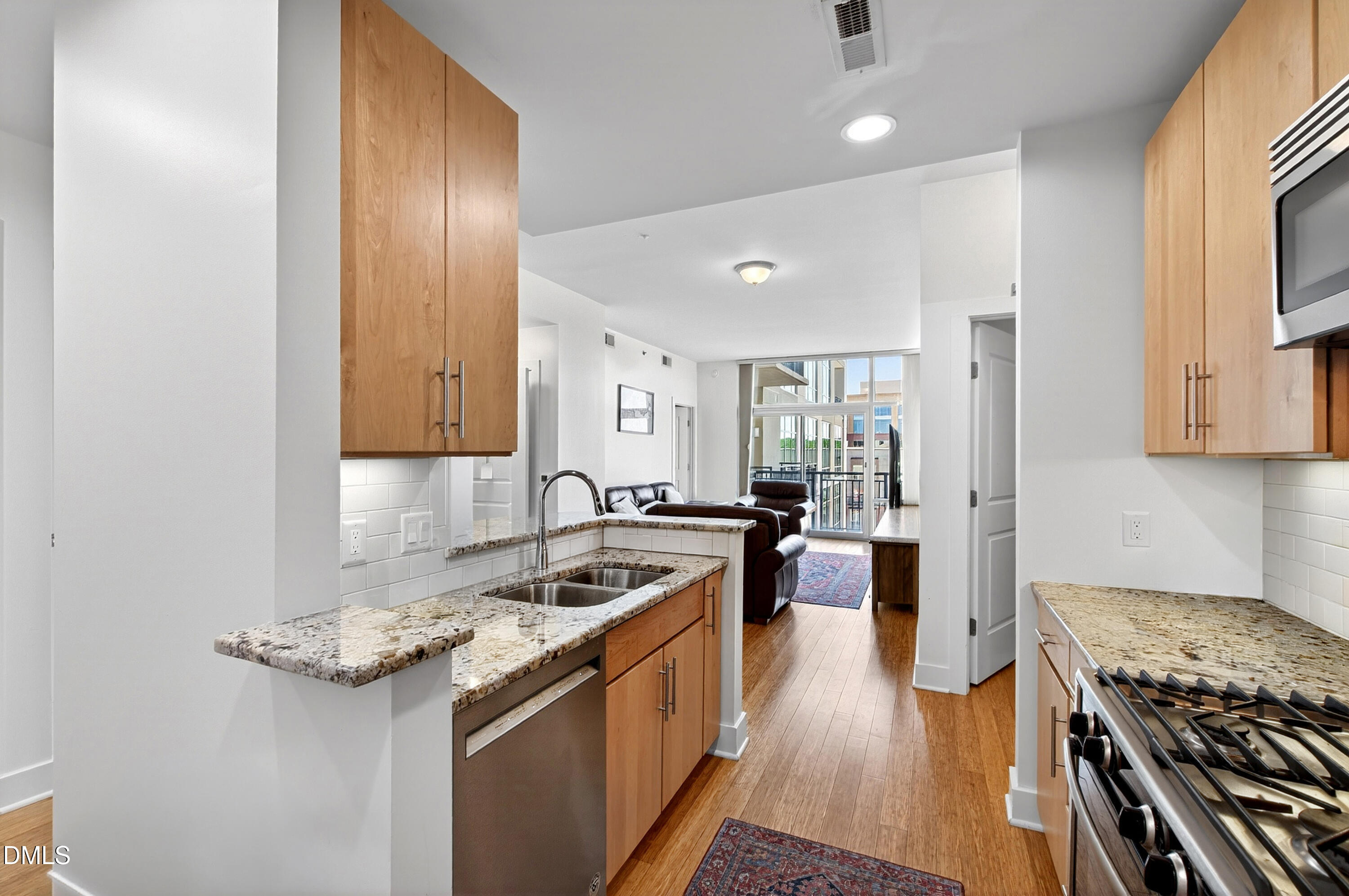 140 W Franklin Street 700