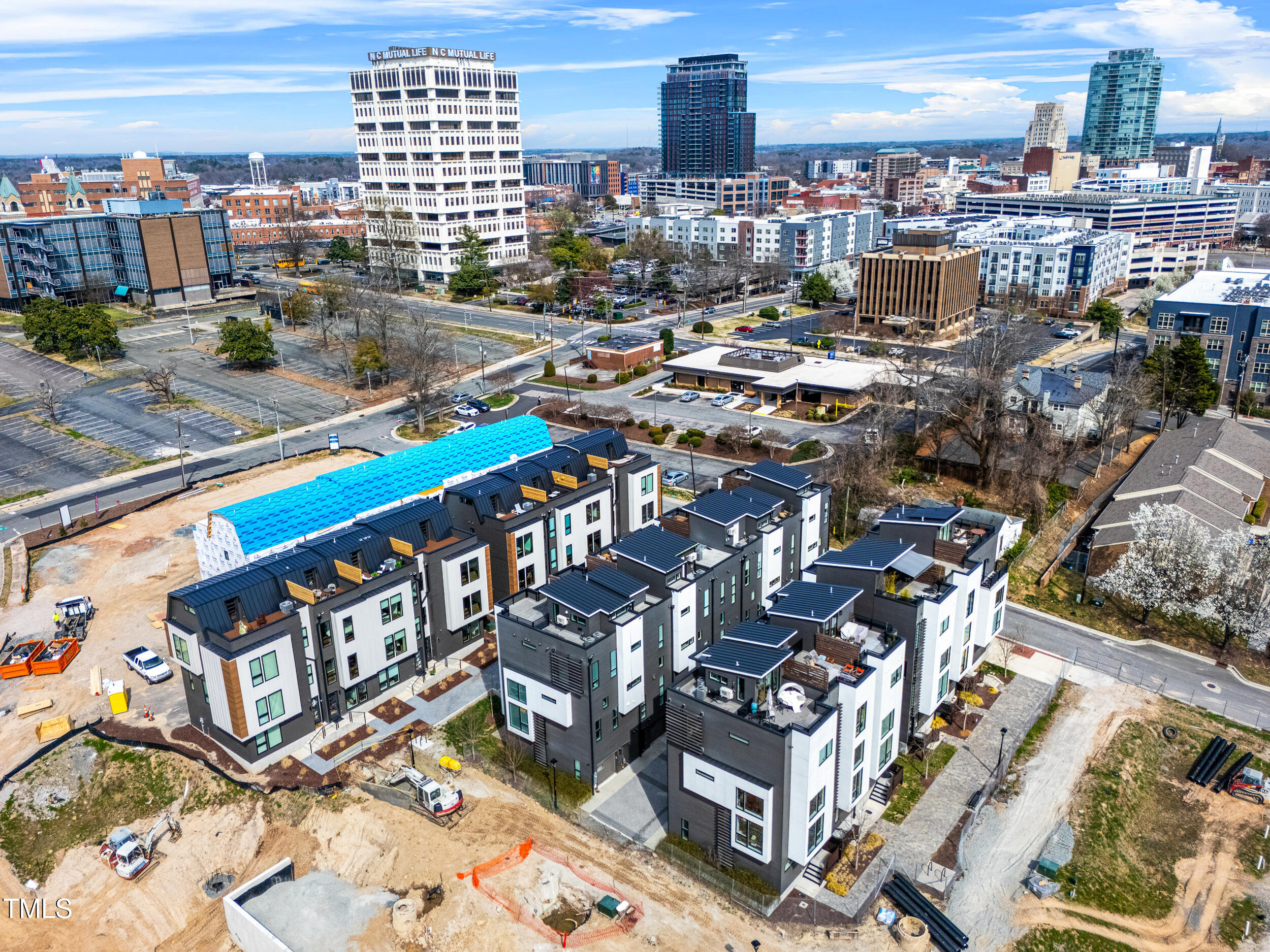 512 Gordon Street #402