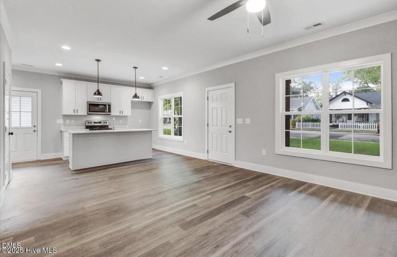 203 Booker Street NW