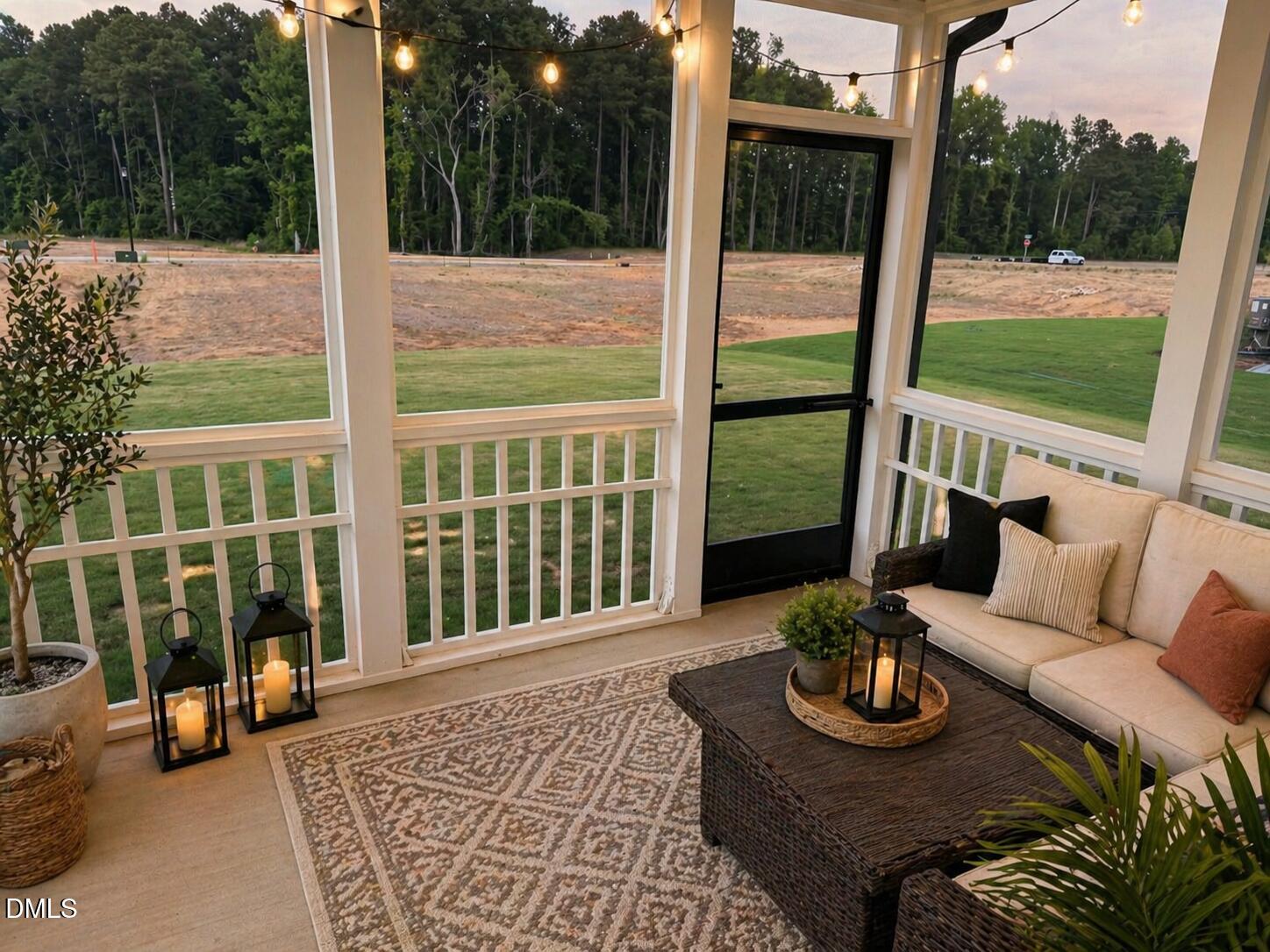 112 Moonflower Lane