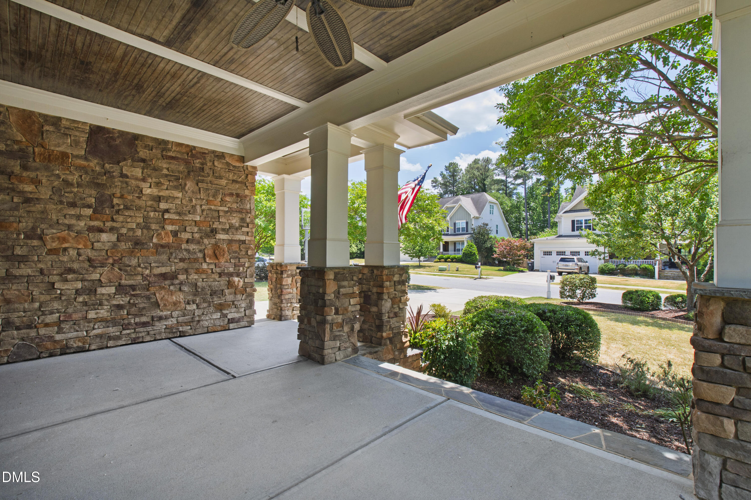 108 Roslin Way