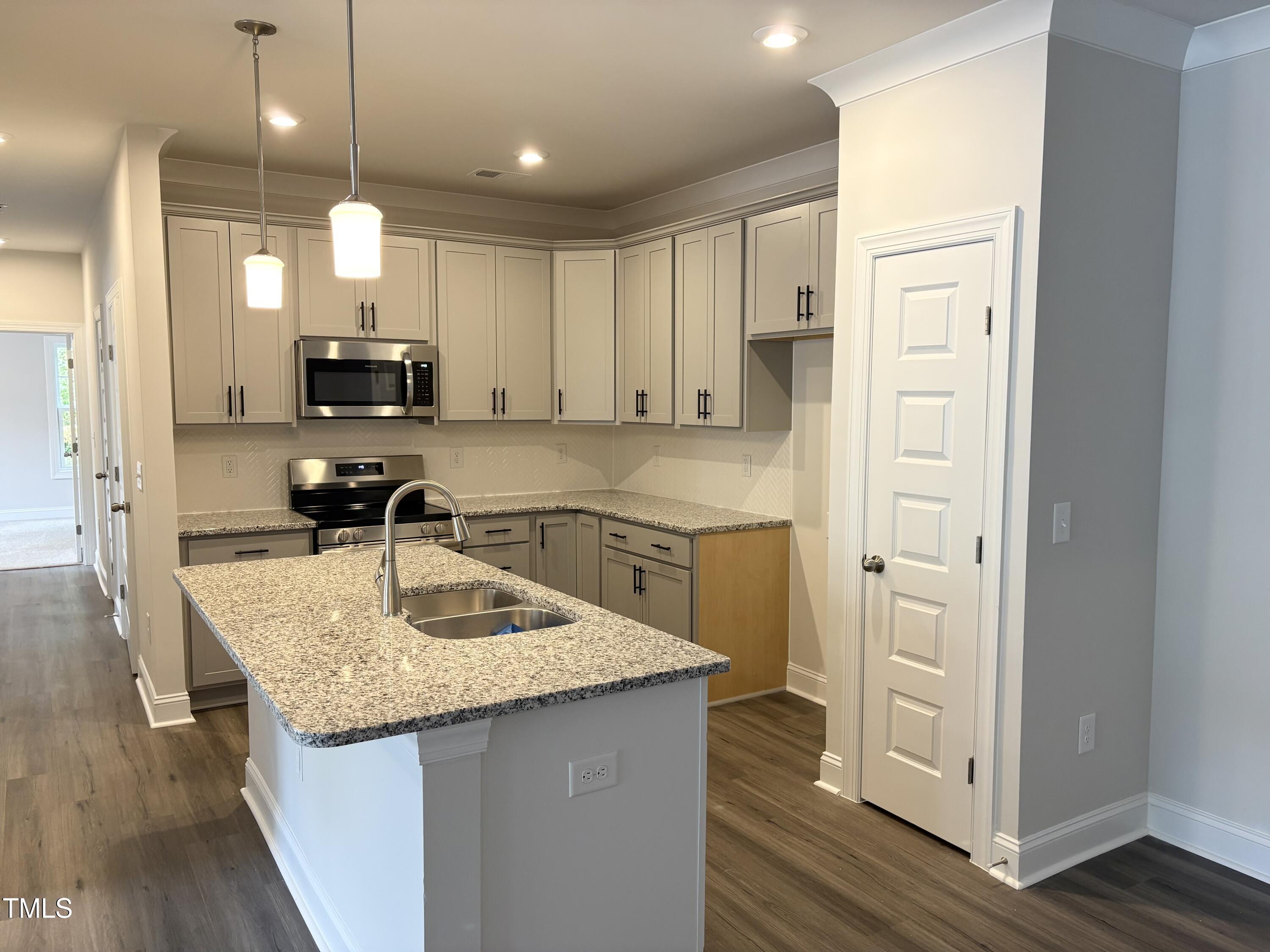 611 Weather Ridge Lane 25