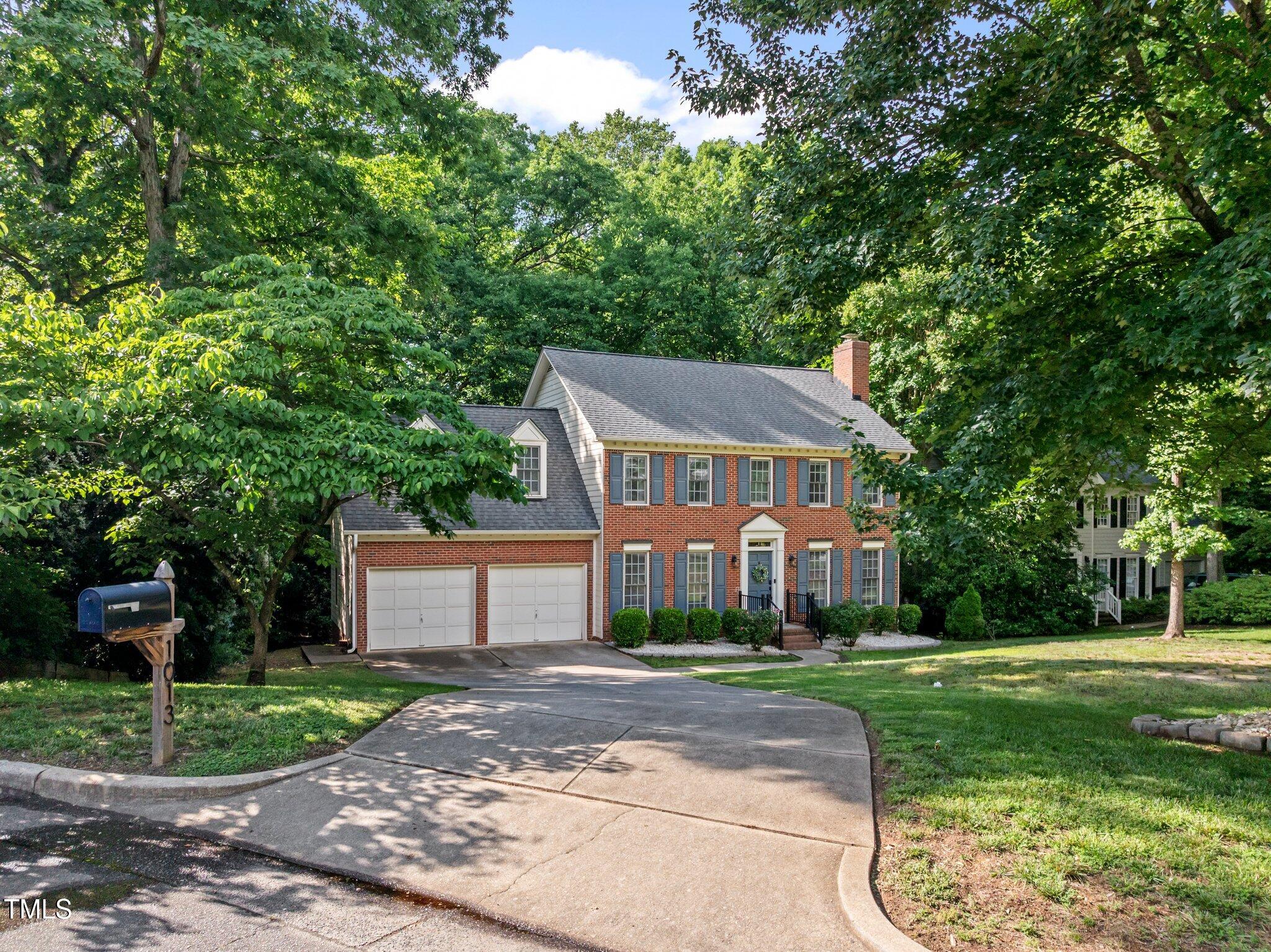 1013 New Chester Court