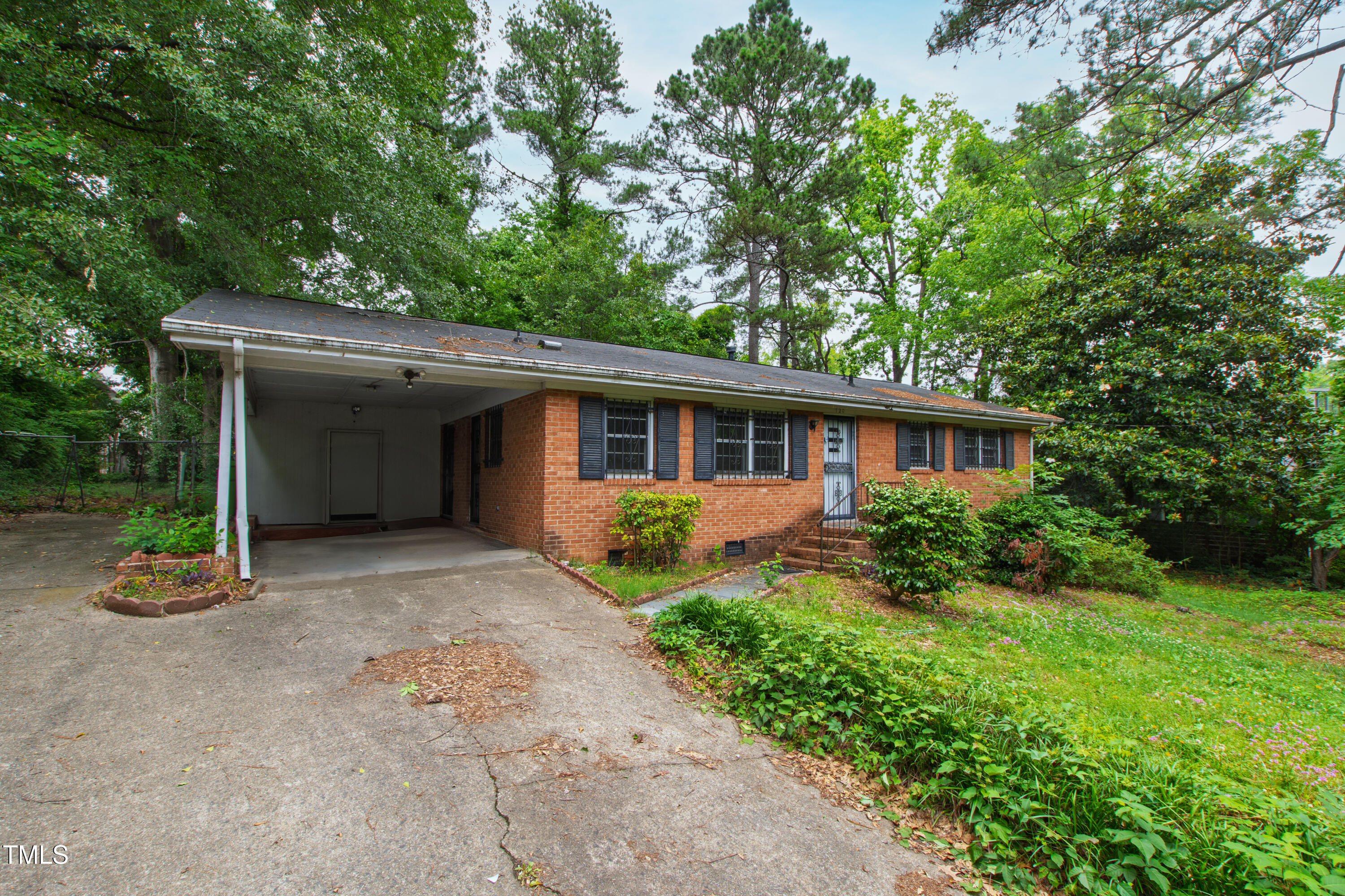 720 Sherrybrook Drive