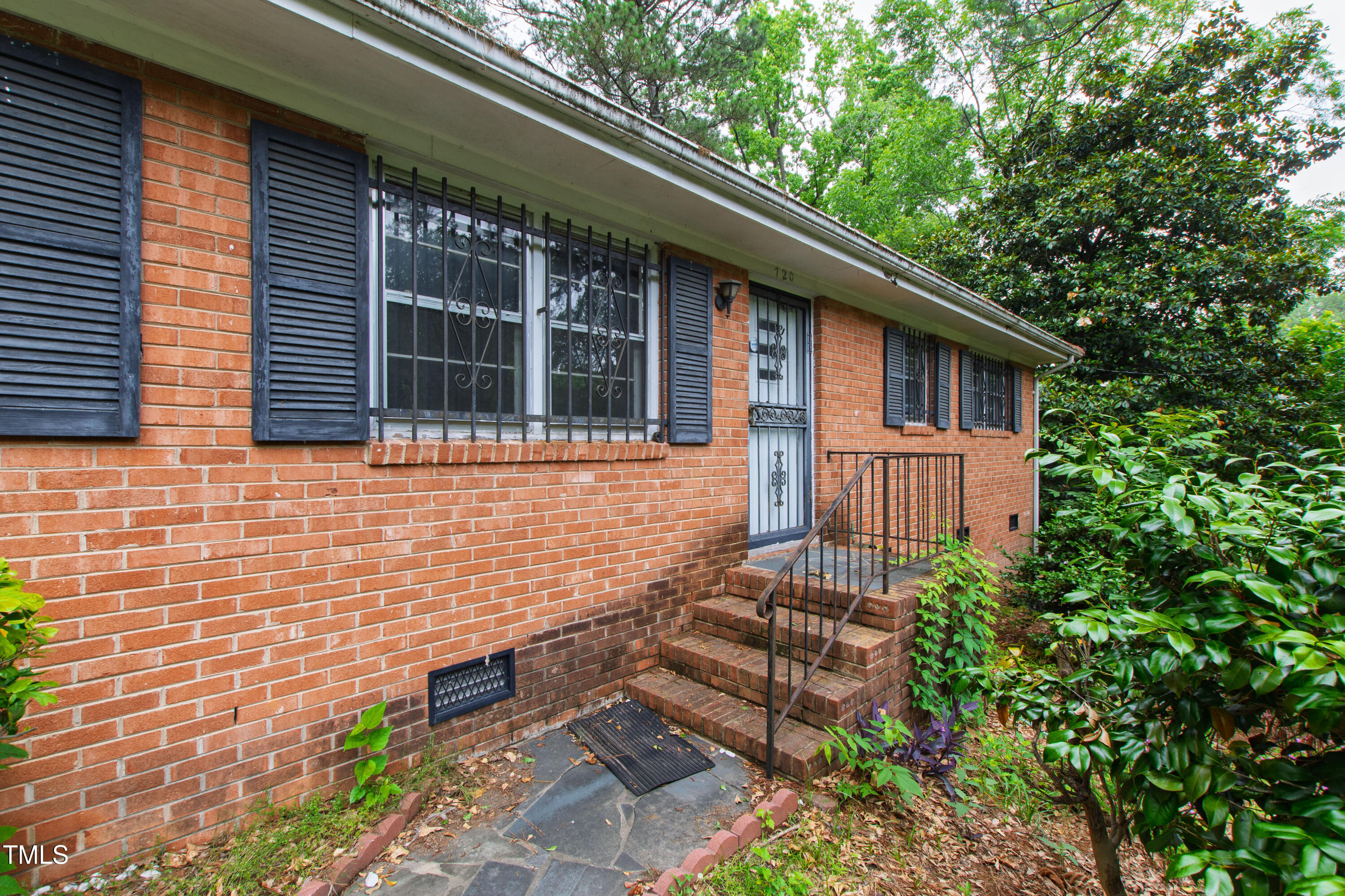 720 Sherrybrook Drive