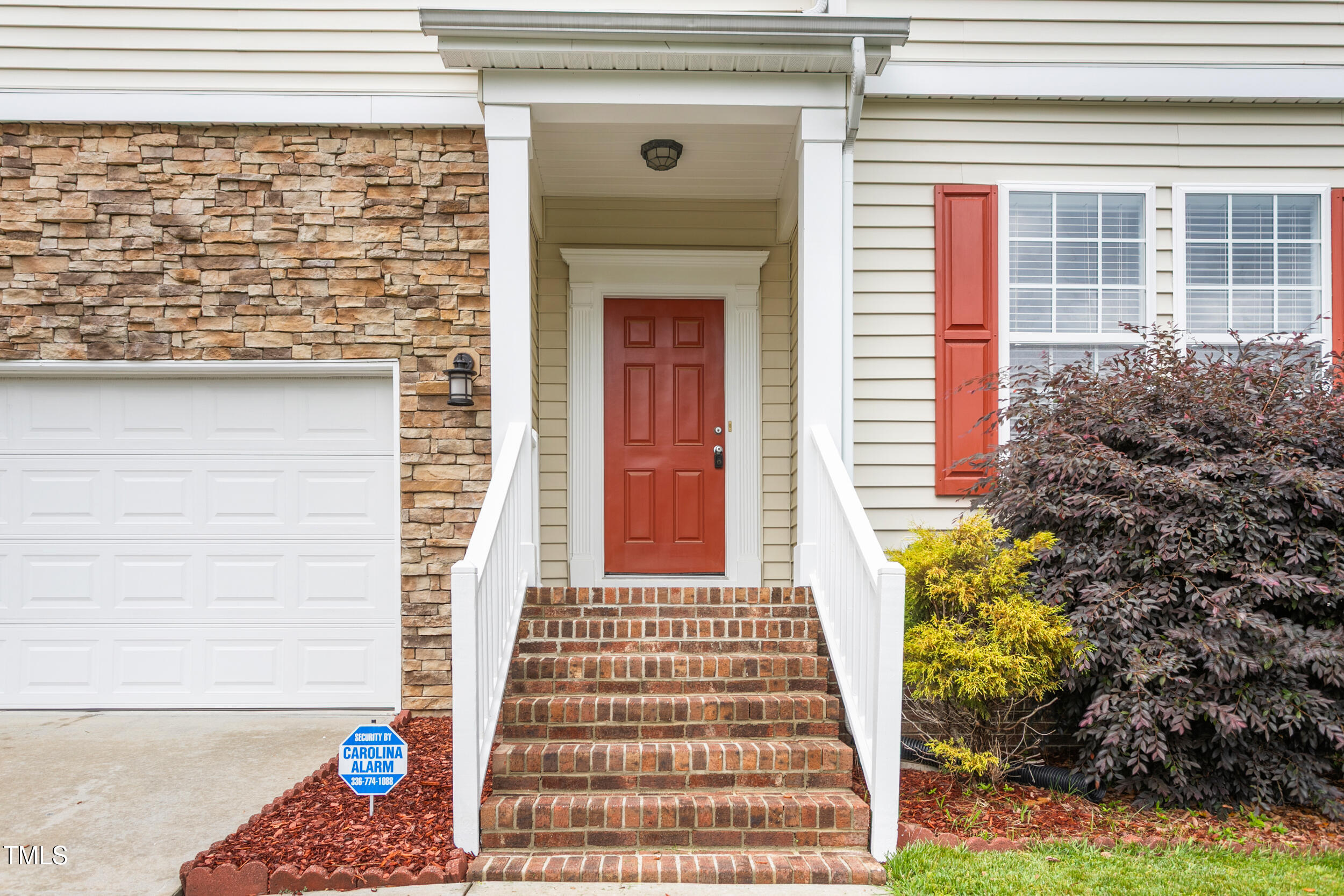 211 Whitney Lane