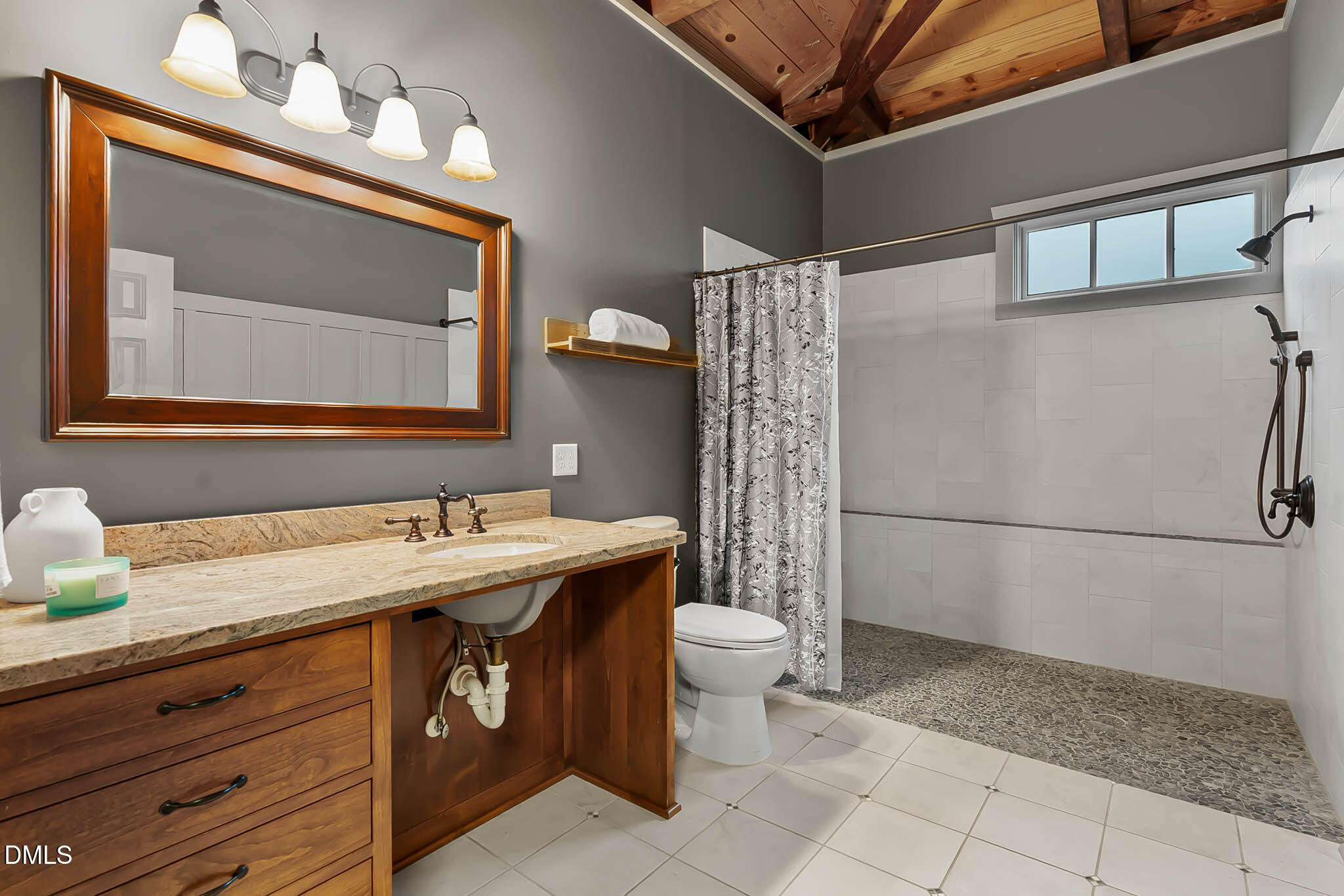 Franklinton, North Carolina, 27525, United States, 5 Bedrooms Bedrooms, ,5 BathroomsBathrooms,Residential,Contingent,2045517