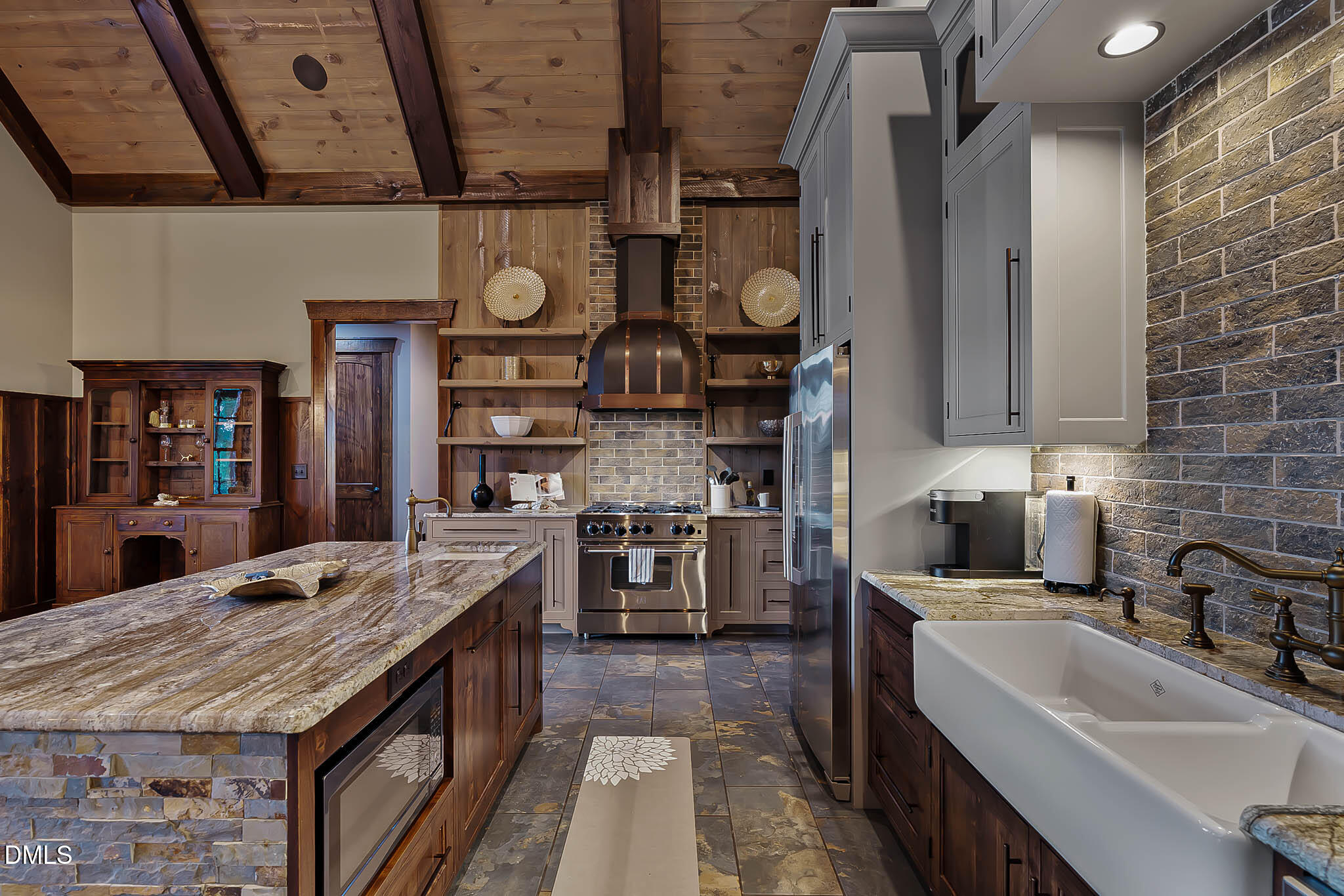 Franklinton, North Carolina, 27525, United States, 5 Bedrooms Bedrooms, ,5 BathroomsBathrooms,Residential,Contingent,2045517