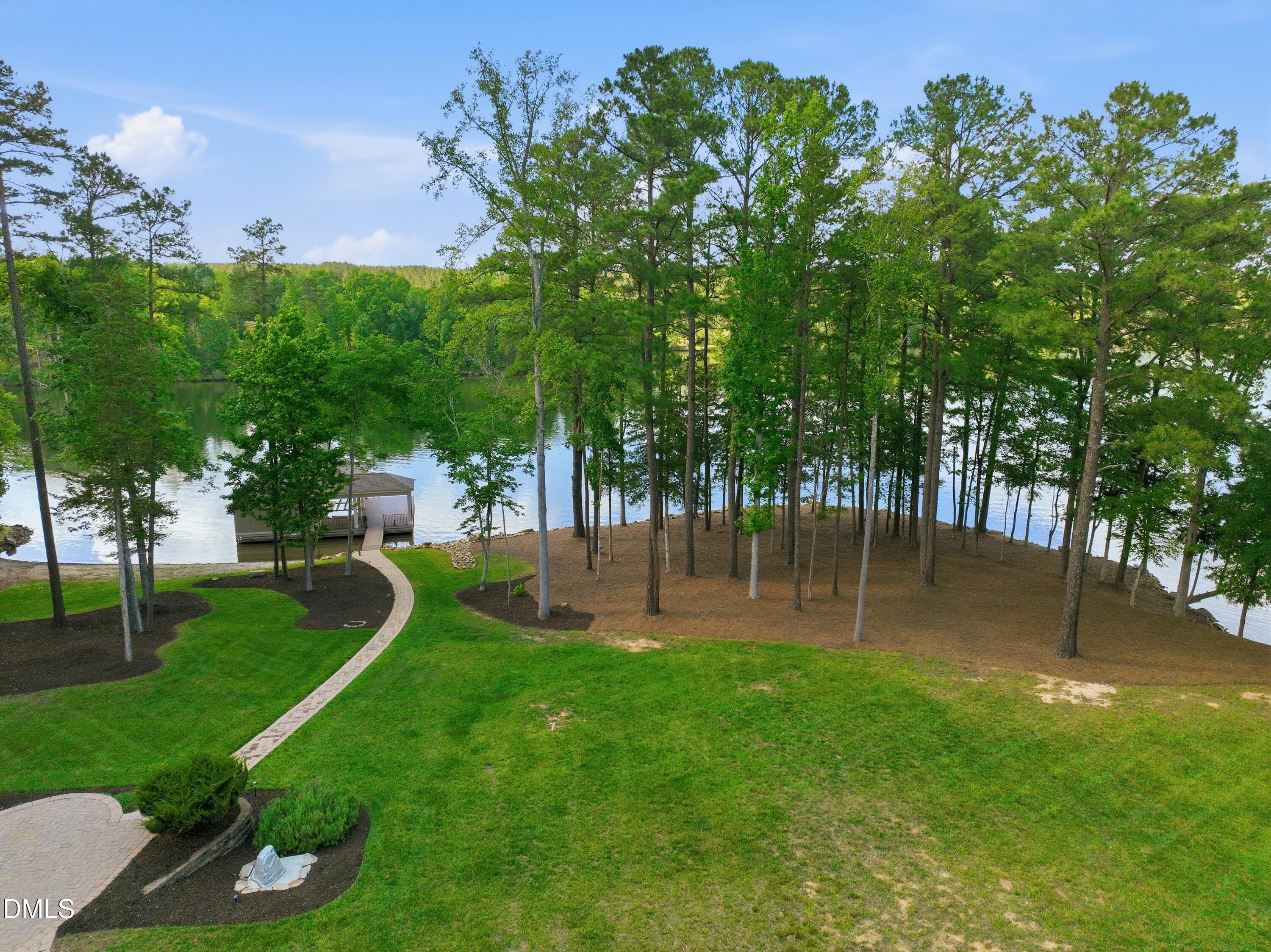601 Estate Road