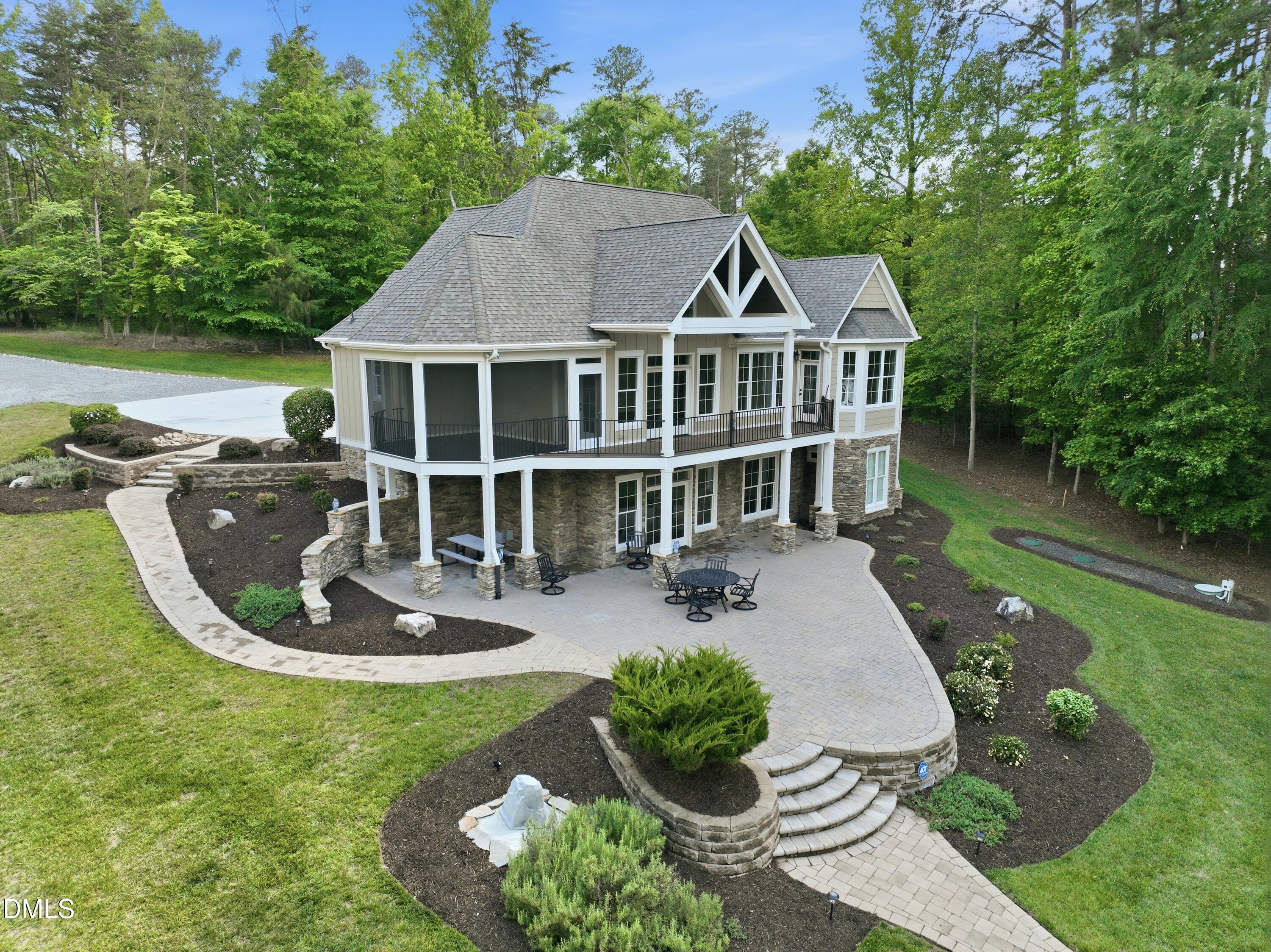601 Estate Road