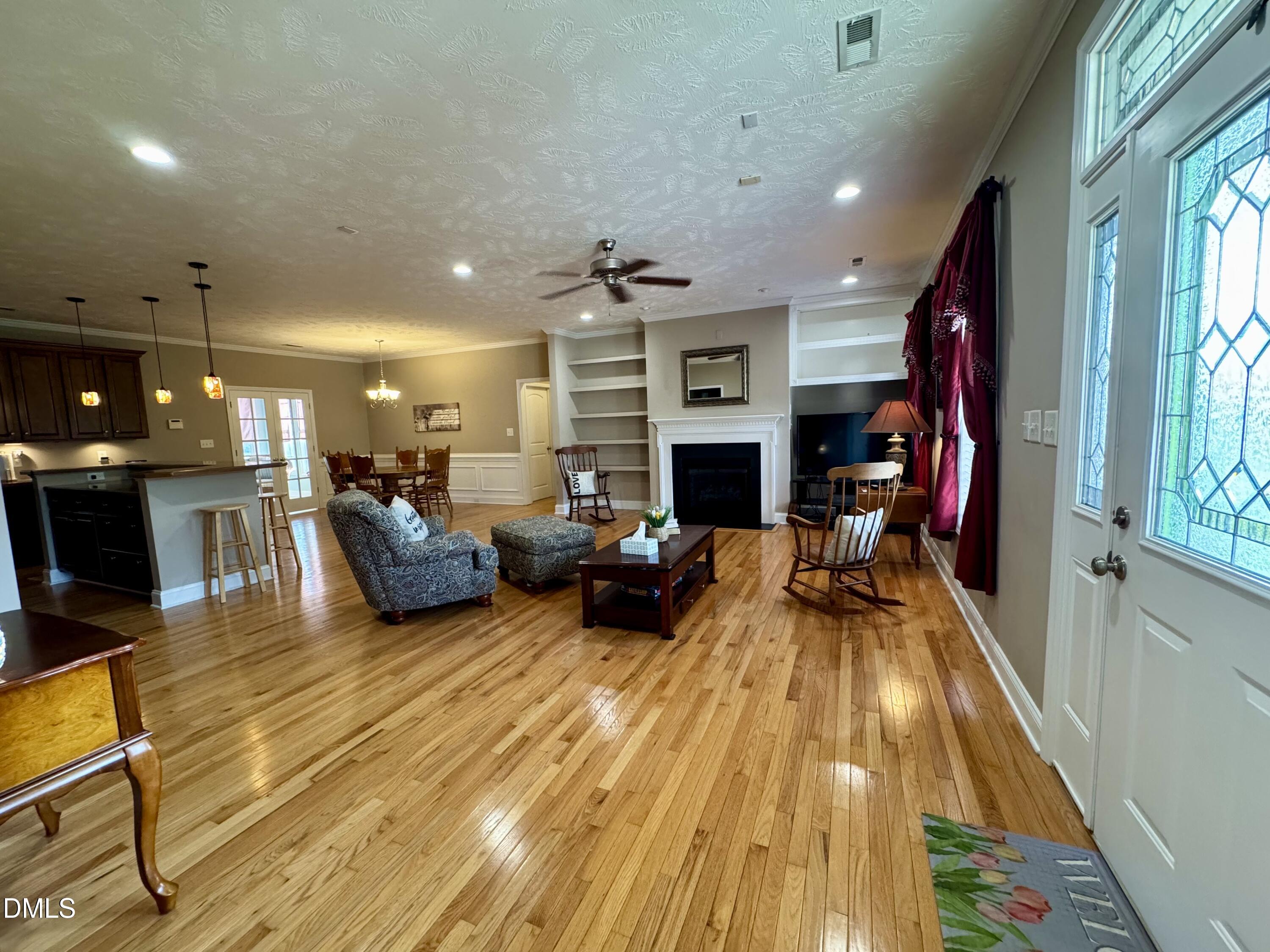 16 Breckenridge Place