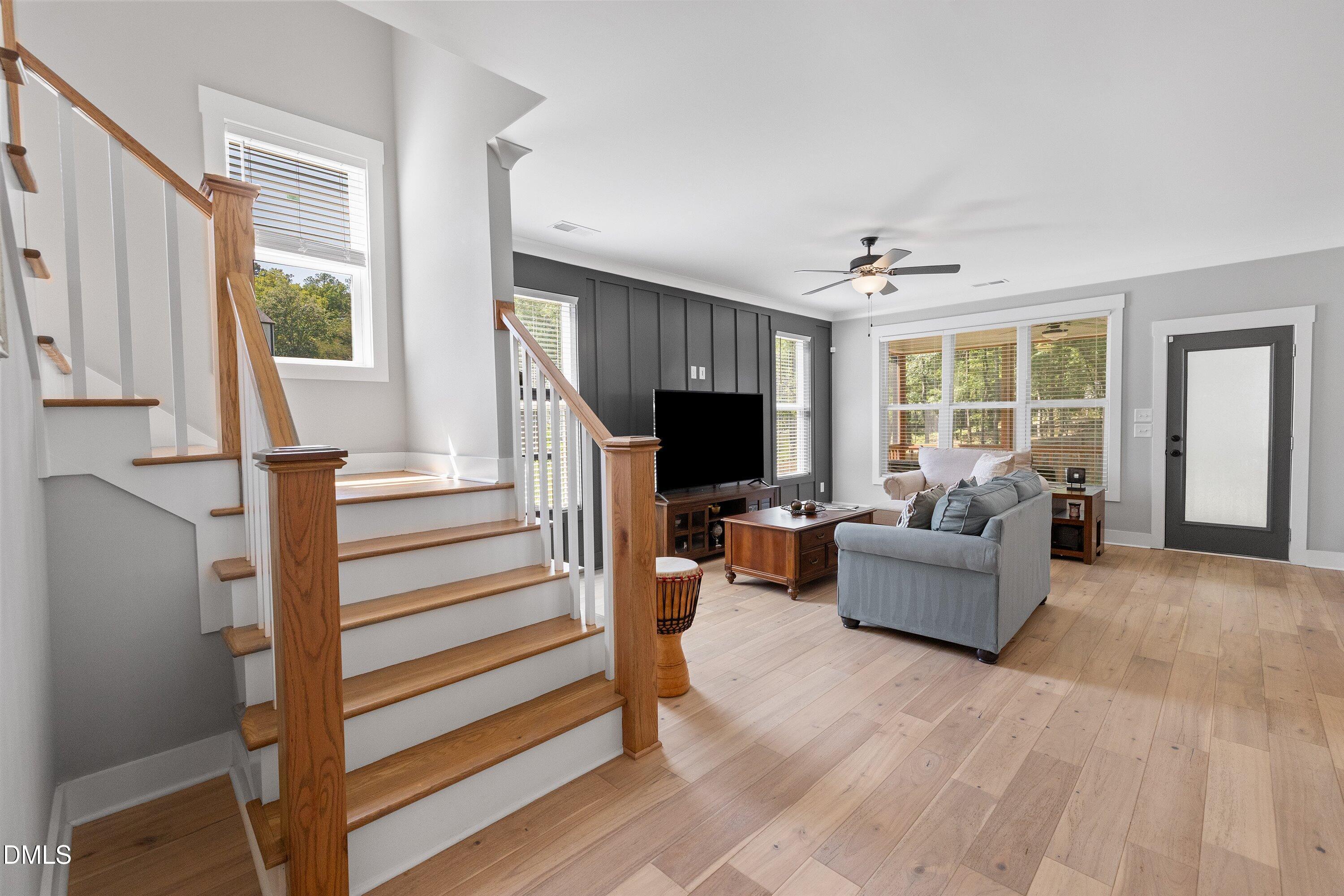 336 W Earp Street