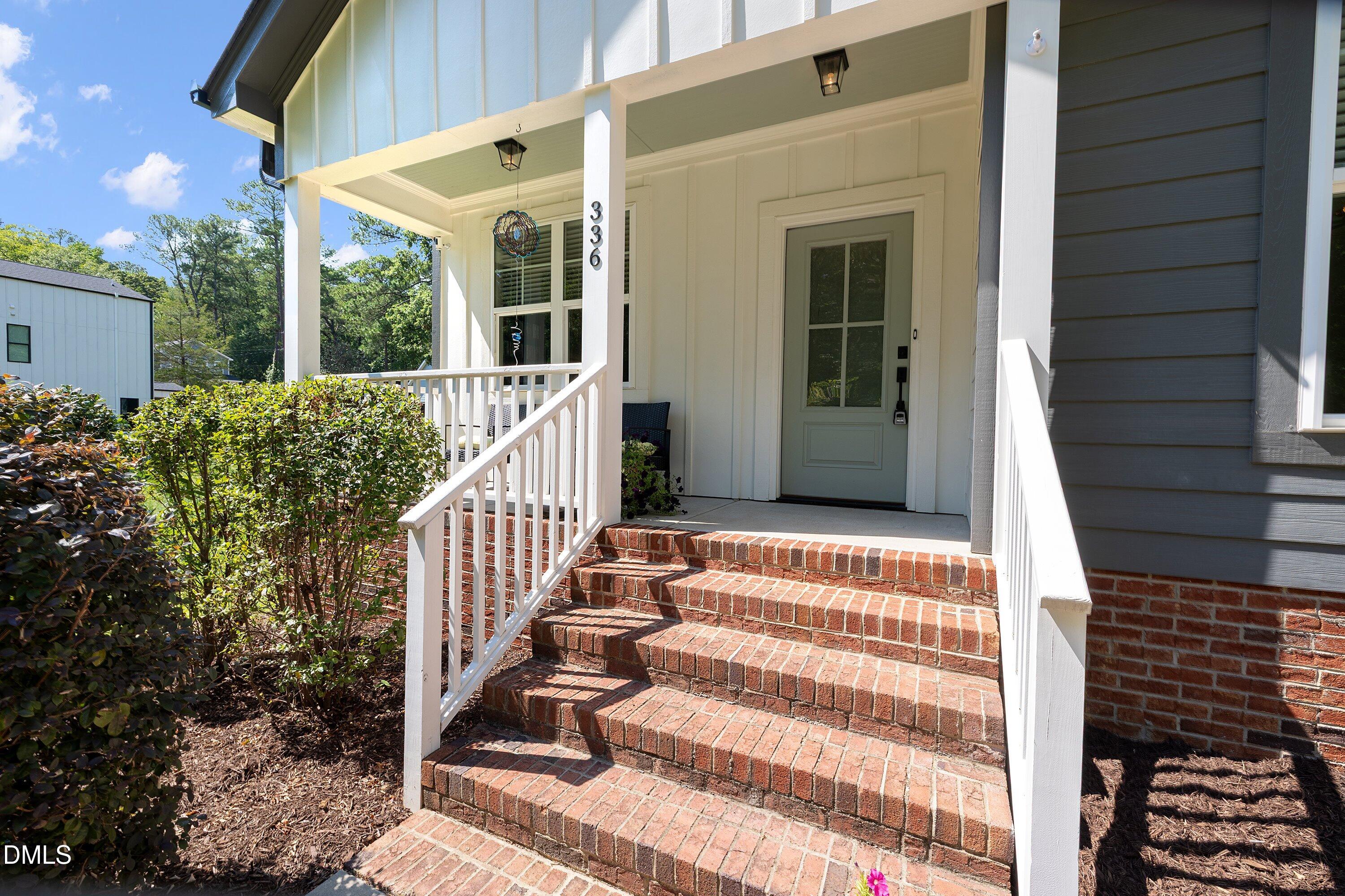 336 W Earp Street